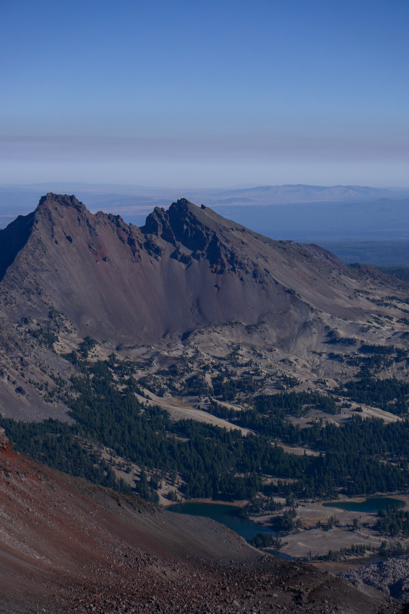 Broken top: an extinct stratovalcano, eroded away by glaciers exposing the innards of the volcano