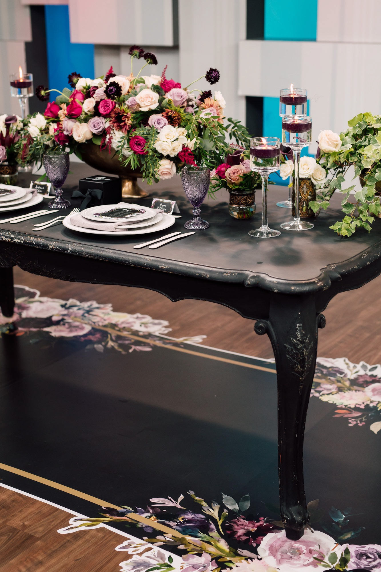 A bold vinyl adds eye-catching drama to any floor space