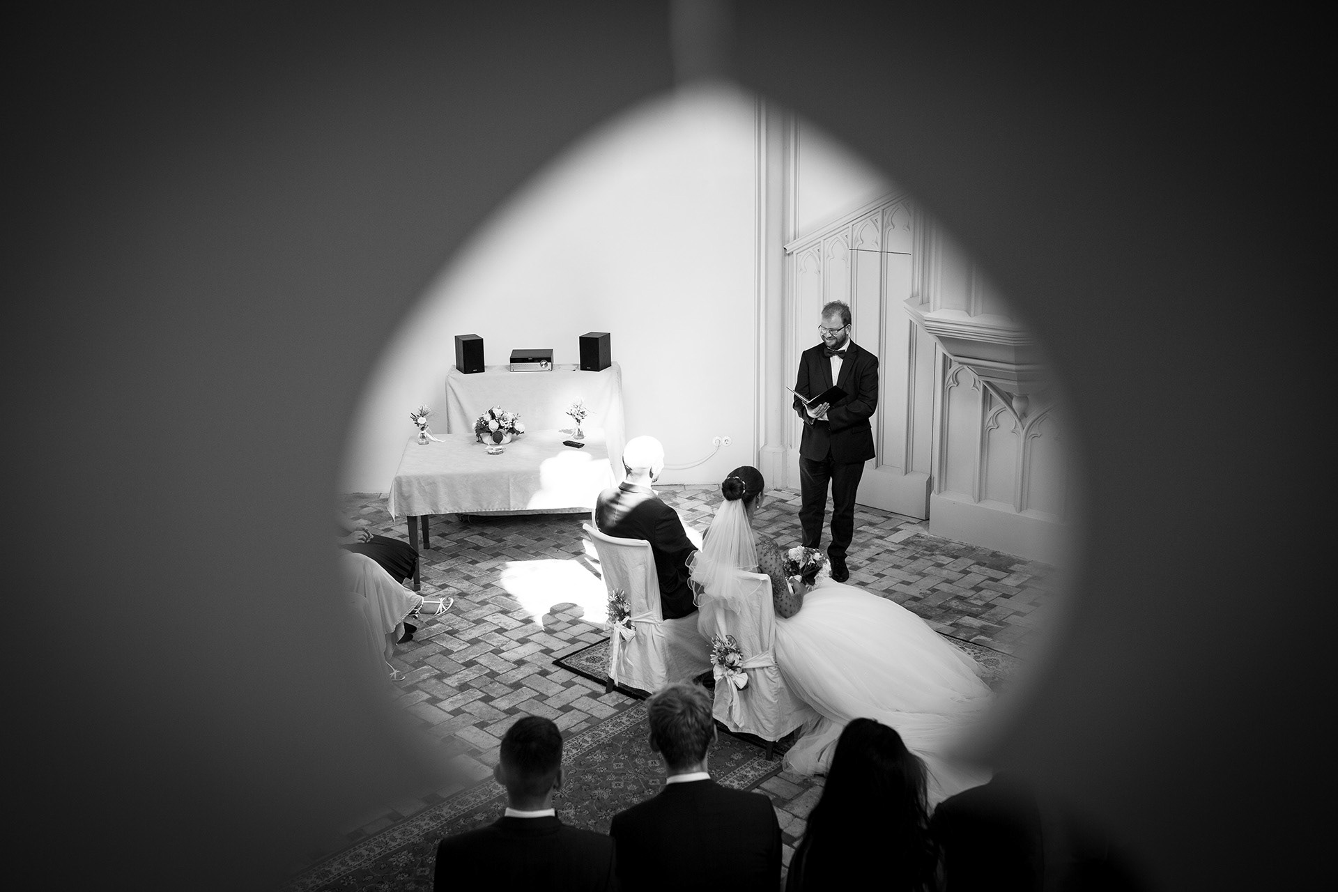 Hochzeit in Potsdam Babelsberg - Alte Neuendorfer Kirche.