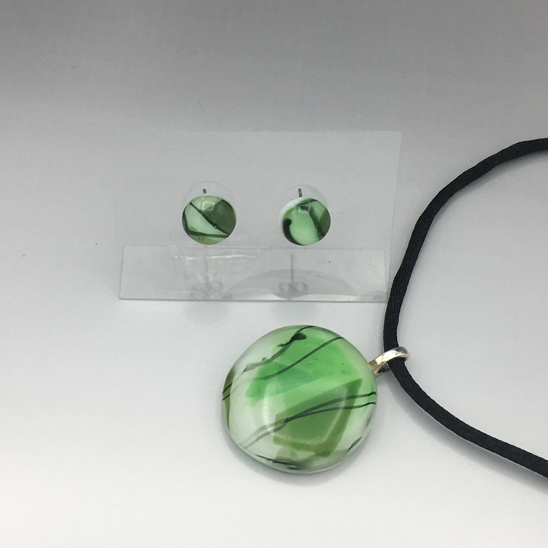 Green Pattern Set