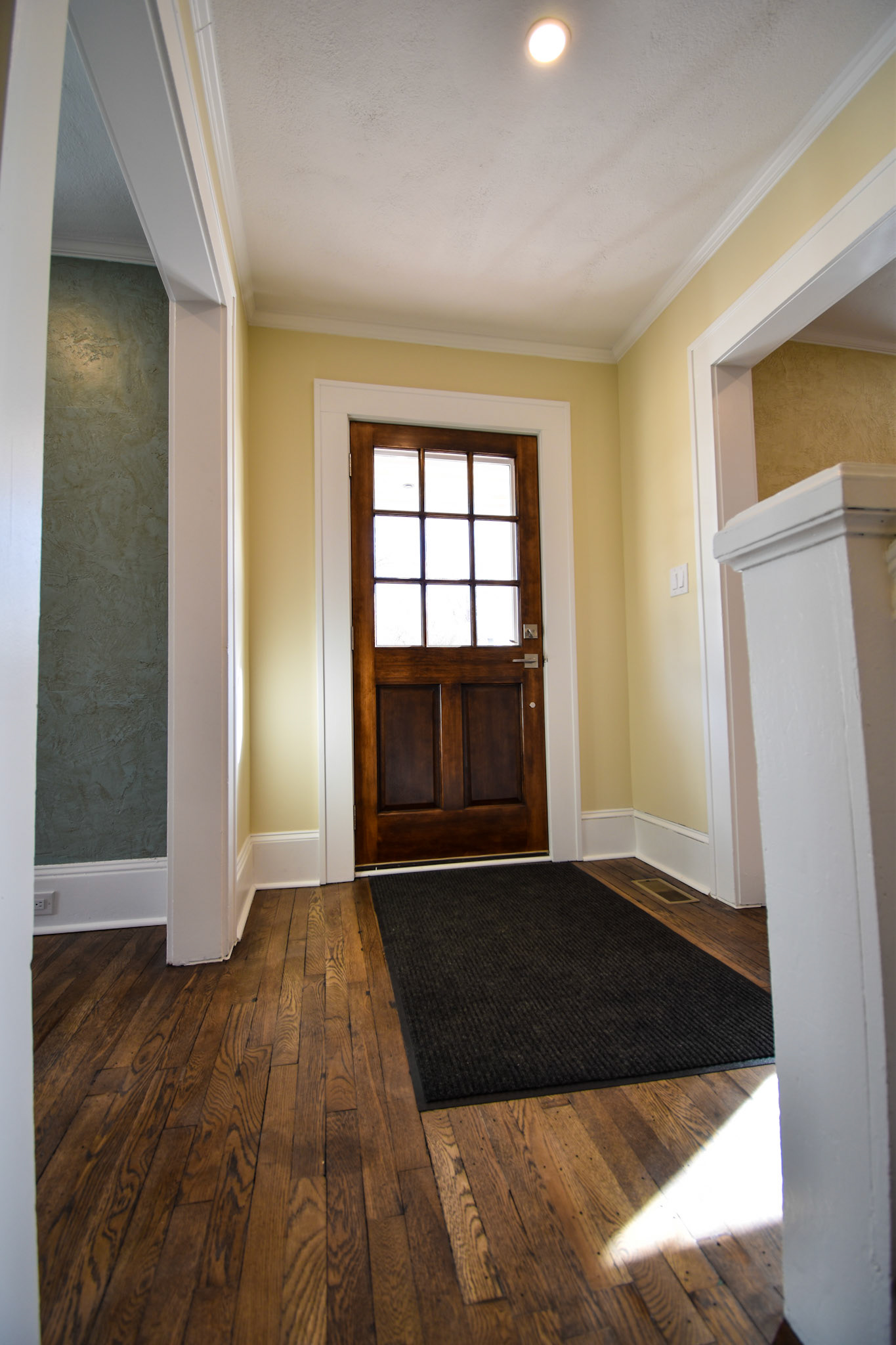 Front Door/Entry Way