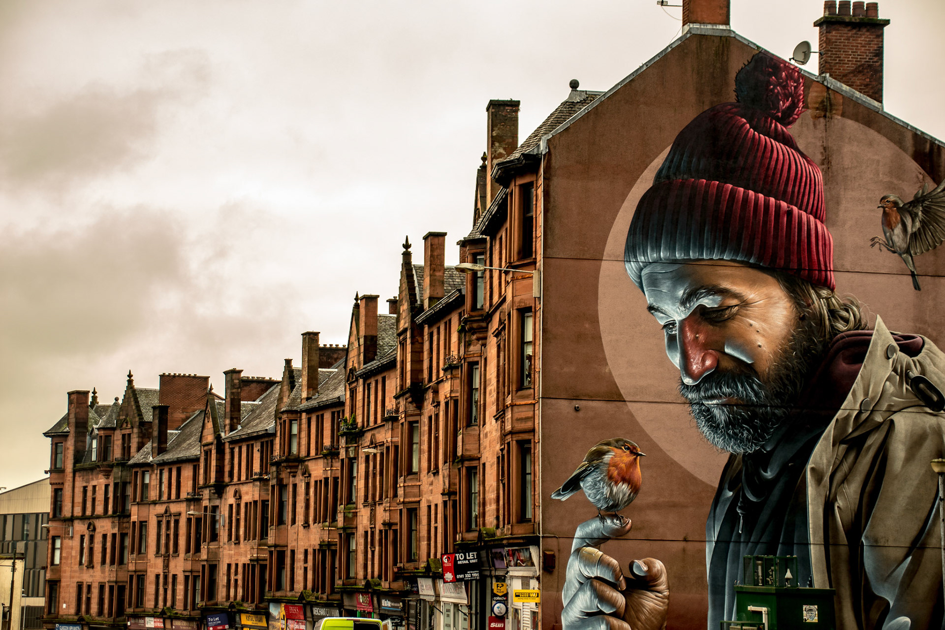 Manly kidness in Glasgow