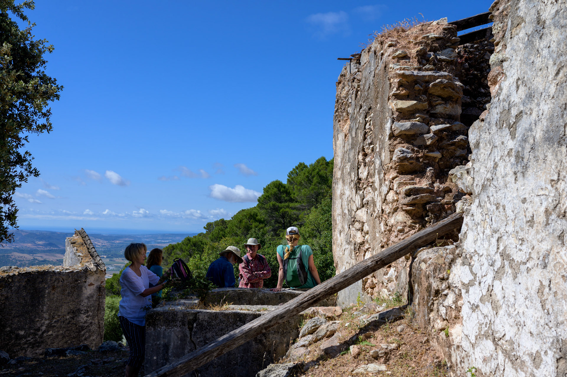 The ruined finca (farm house)