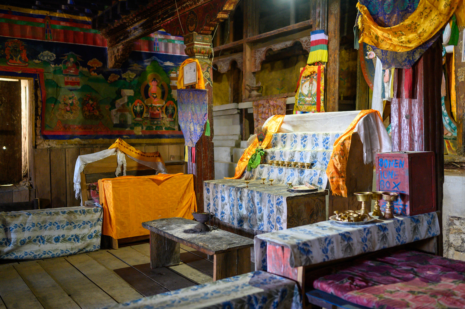 The temple at SingGompa is largely derelict, but still maintained by some lay people in teh village.