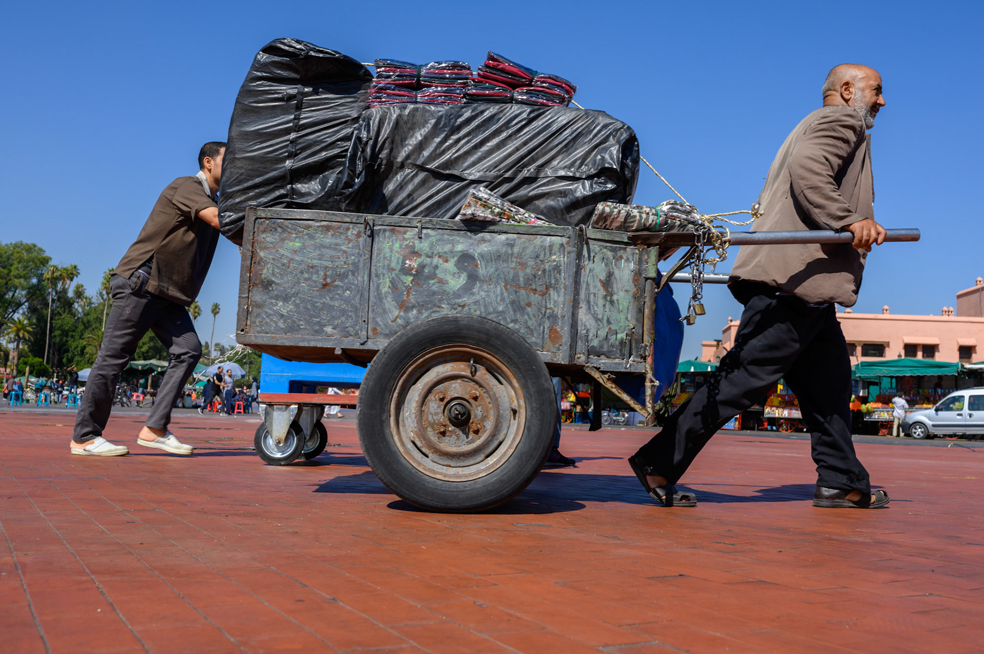 Settin up shop in the morning at the Medina