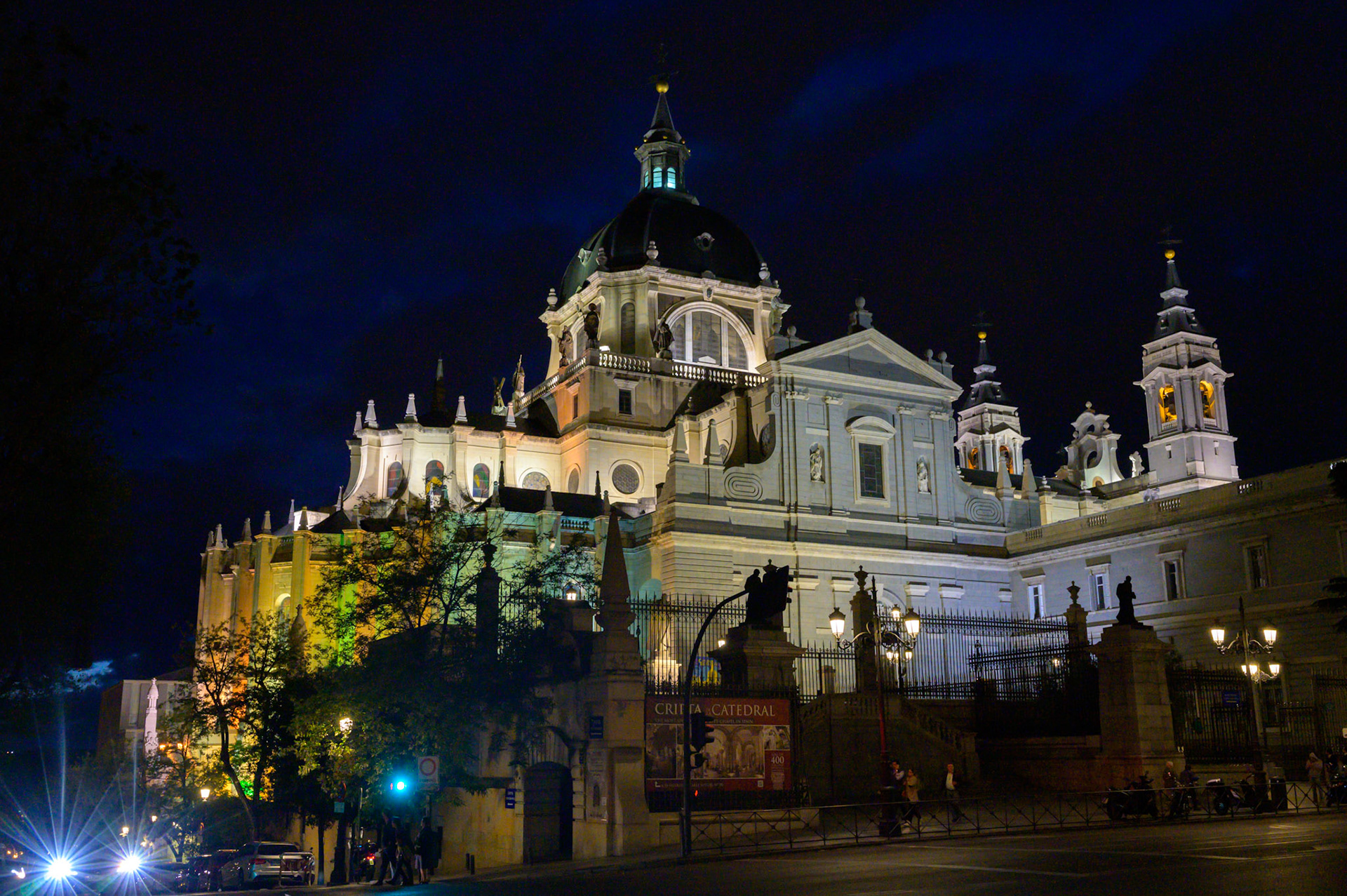 The royal palace by night