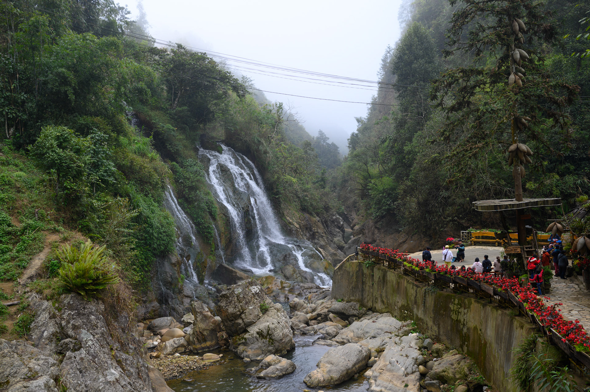 Cat Cat village showcases traditional agruculture and arts for tourists,.