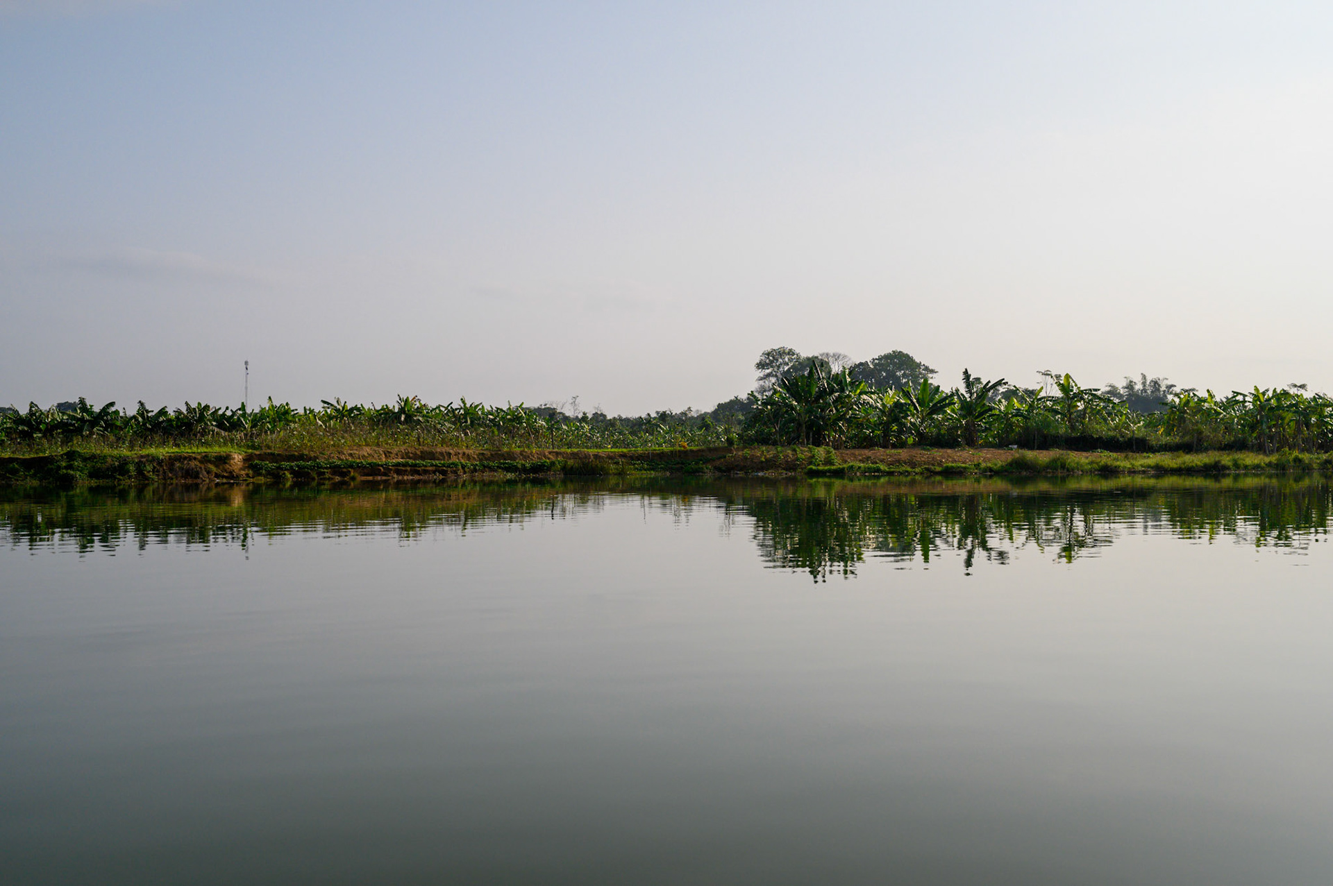 Boat trip from Hue Eco Lodge to Hue city via Thien Mu Pagoda