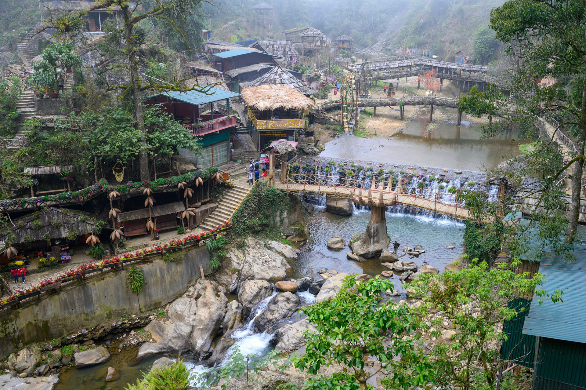 Cat Cat village showcases traditional agruculture and arts for tourists,.