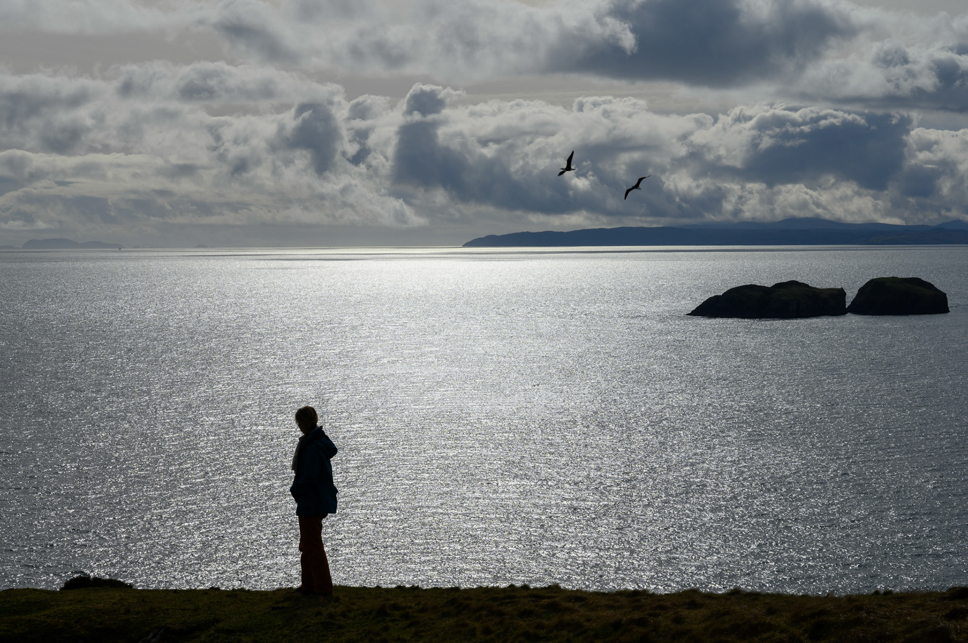 Walks around Point from Upper Bayble