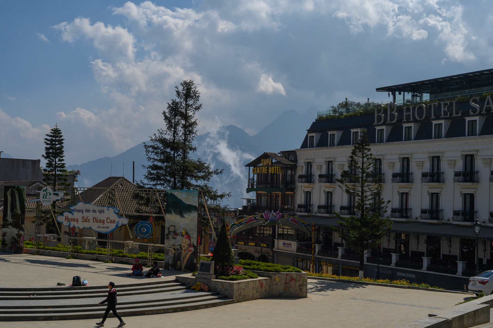 Sapa main square