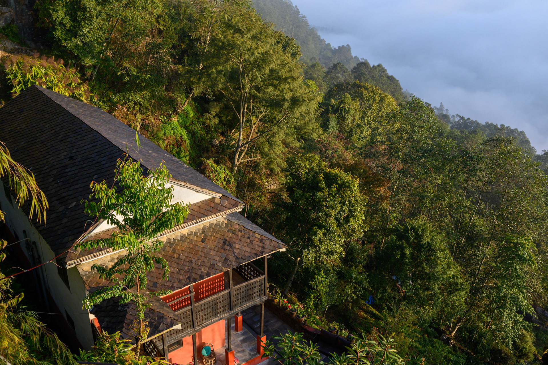 The Everest Manla resort was beautiful, charming, old world. It's general feeling of benign neglect added a nostalgic feeling for glory days past.