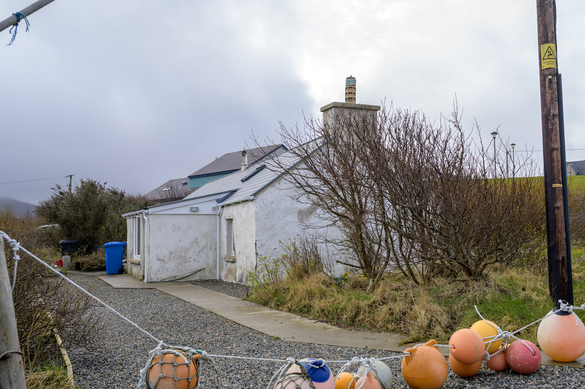 Grandma was grew up in this cottage, and spent her childhood here, to around 18 when she left for Australia. She was born a short walk away on a nearby croft, where family still live.

The rear third is a newer extension to the orginal house.