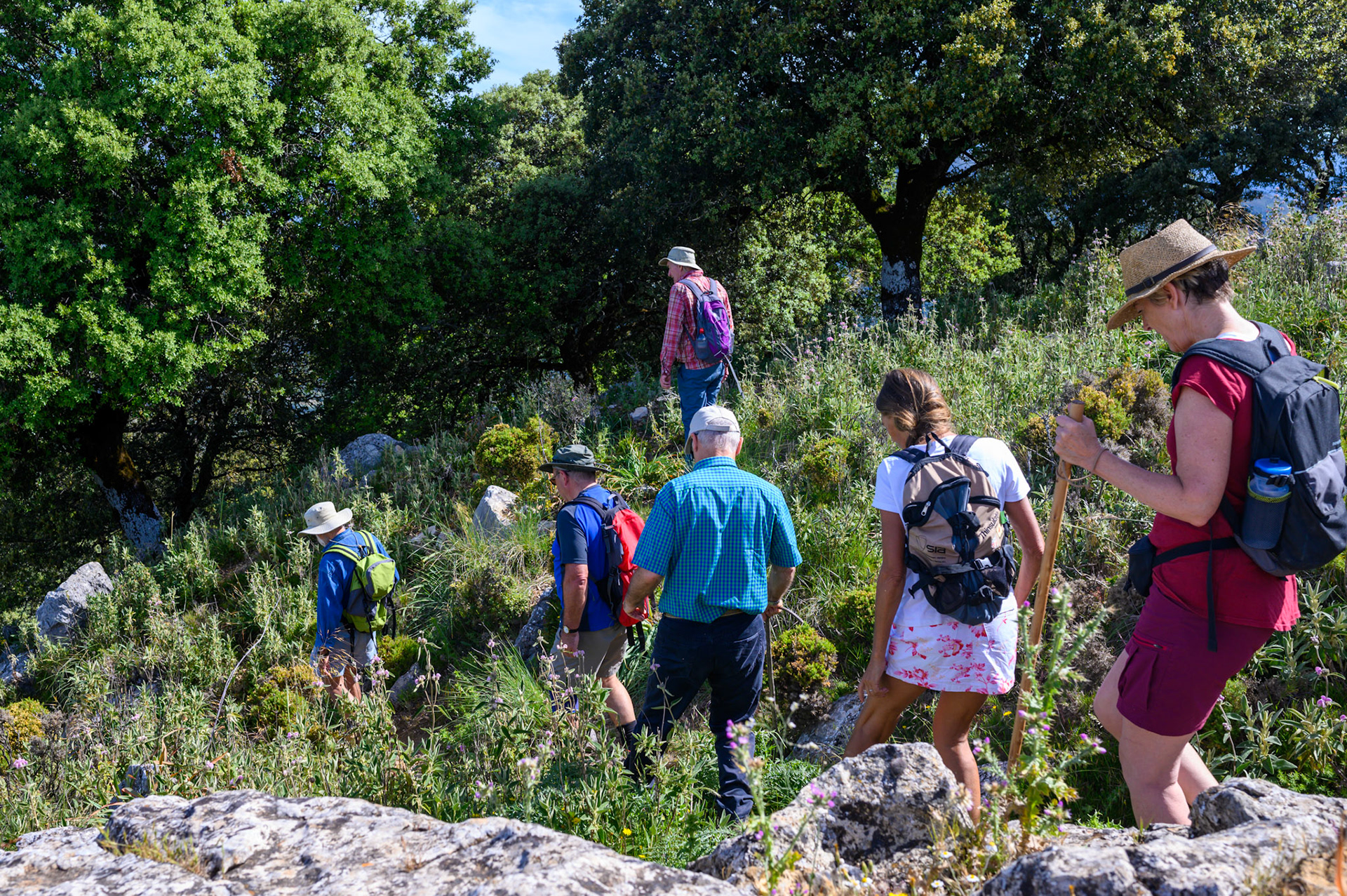 Walking on the saddle of El Hacho