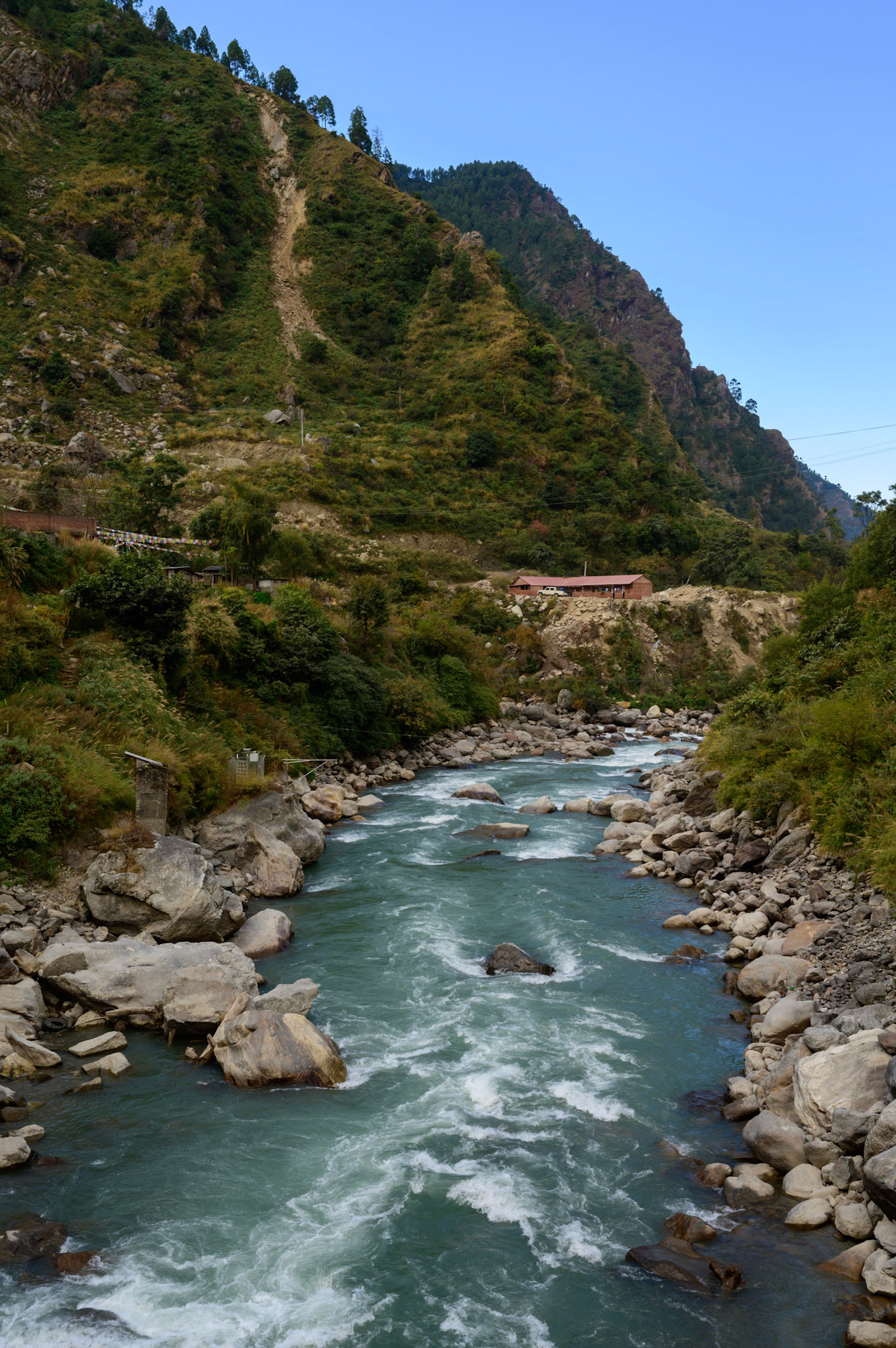 Syabru Bensi to Lama Hotel