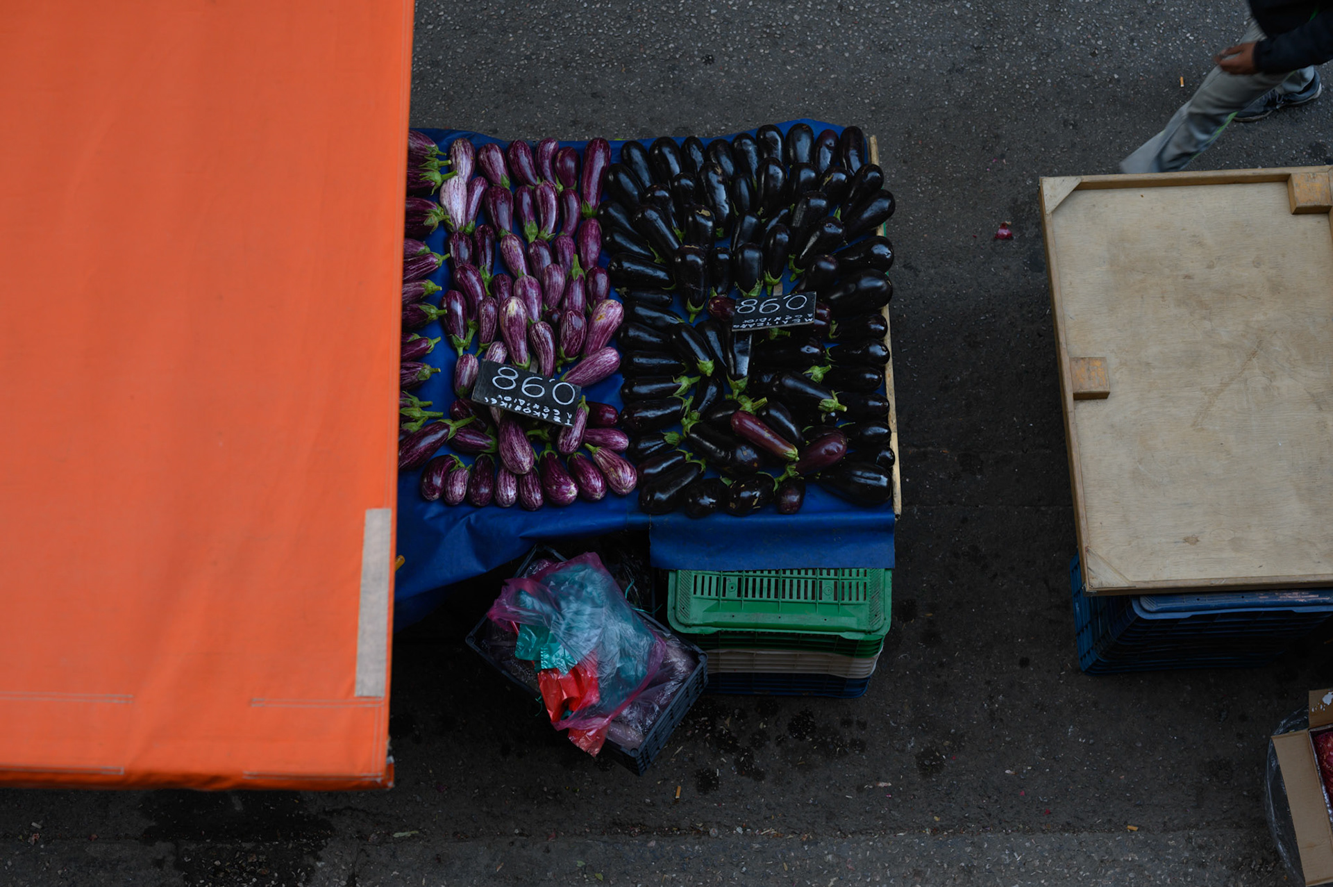 Street market on Patmou street
