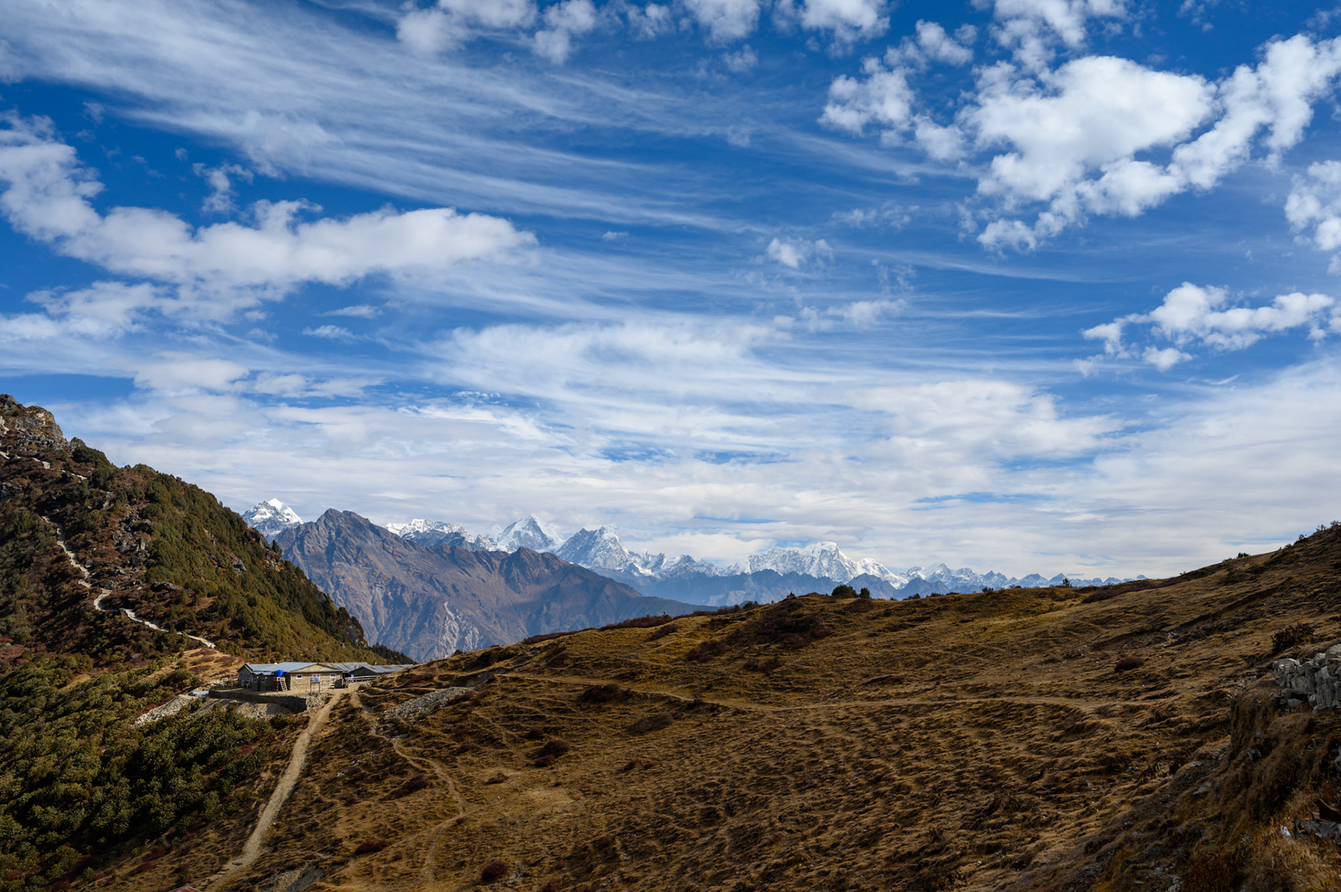 All trails lead to this little village on the trail to Magingoth