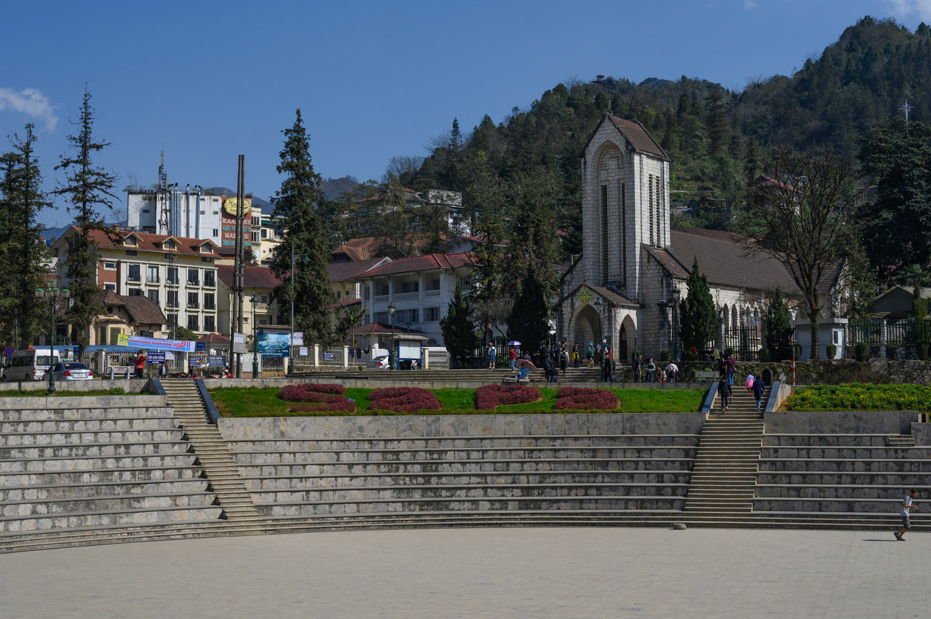 Sapa main square