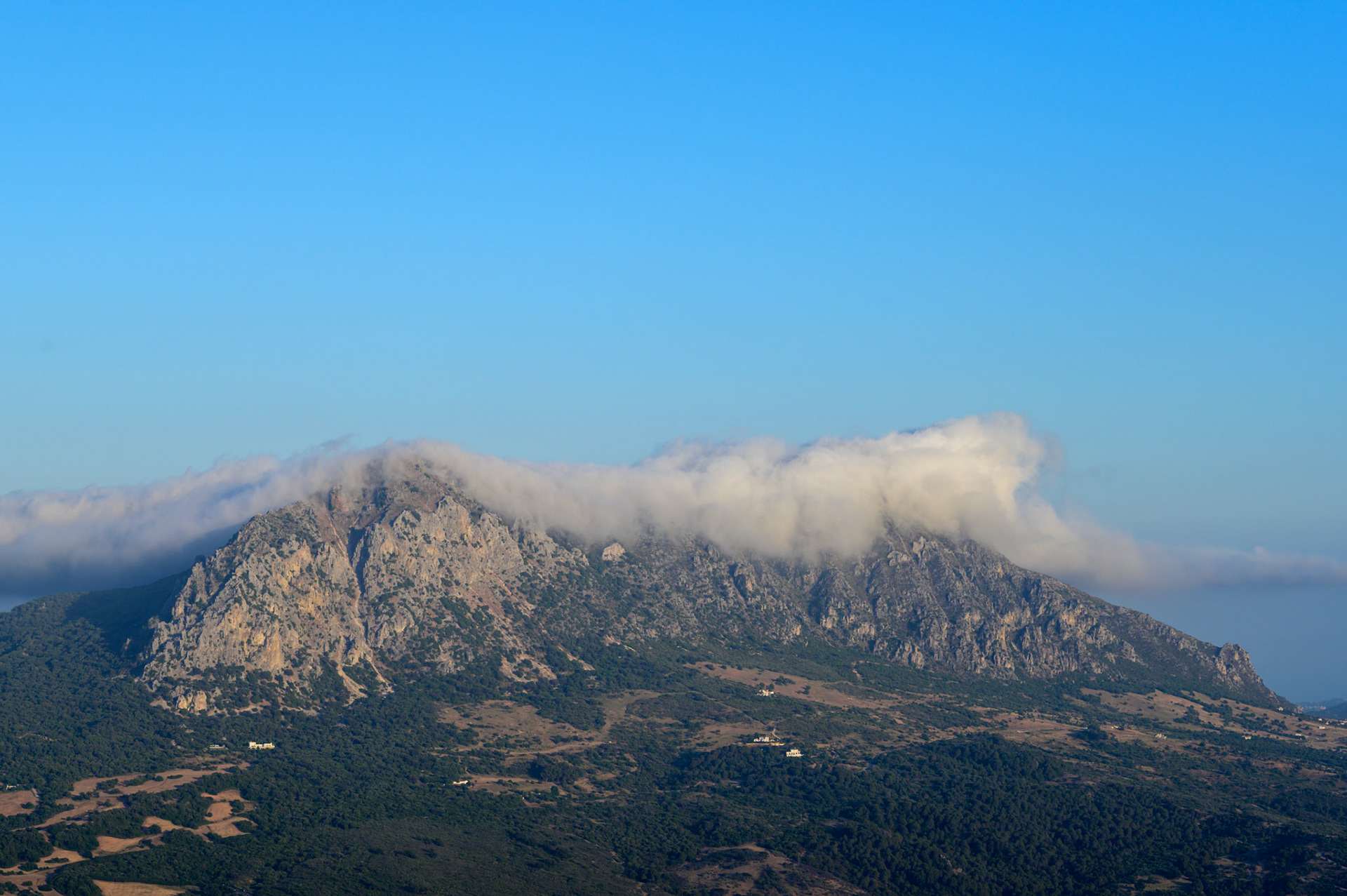 The Sierra Cristallina