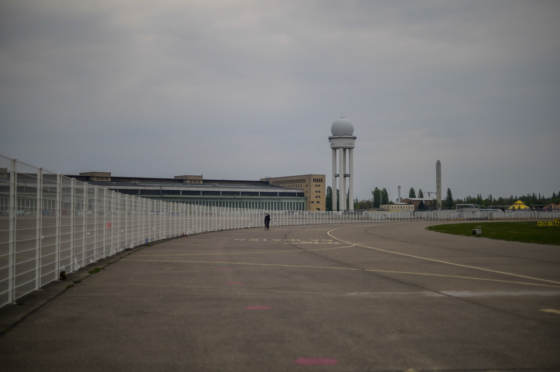 The Templehof airfield terminal buildings.
Templehof stopped operating as an airport in 2008, and was turned over to public use. The terminal buildings house artists and startup spaces while the airfield is an open recreation area.