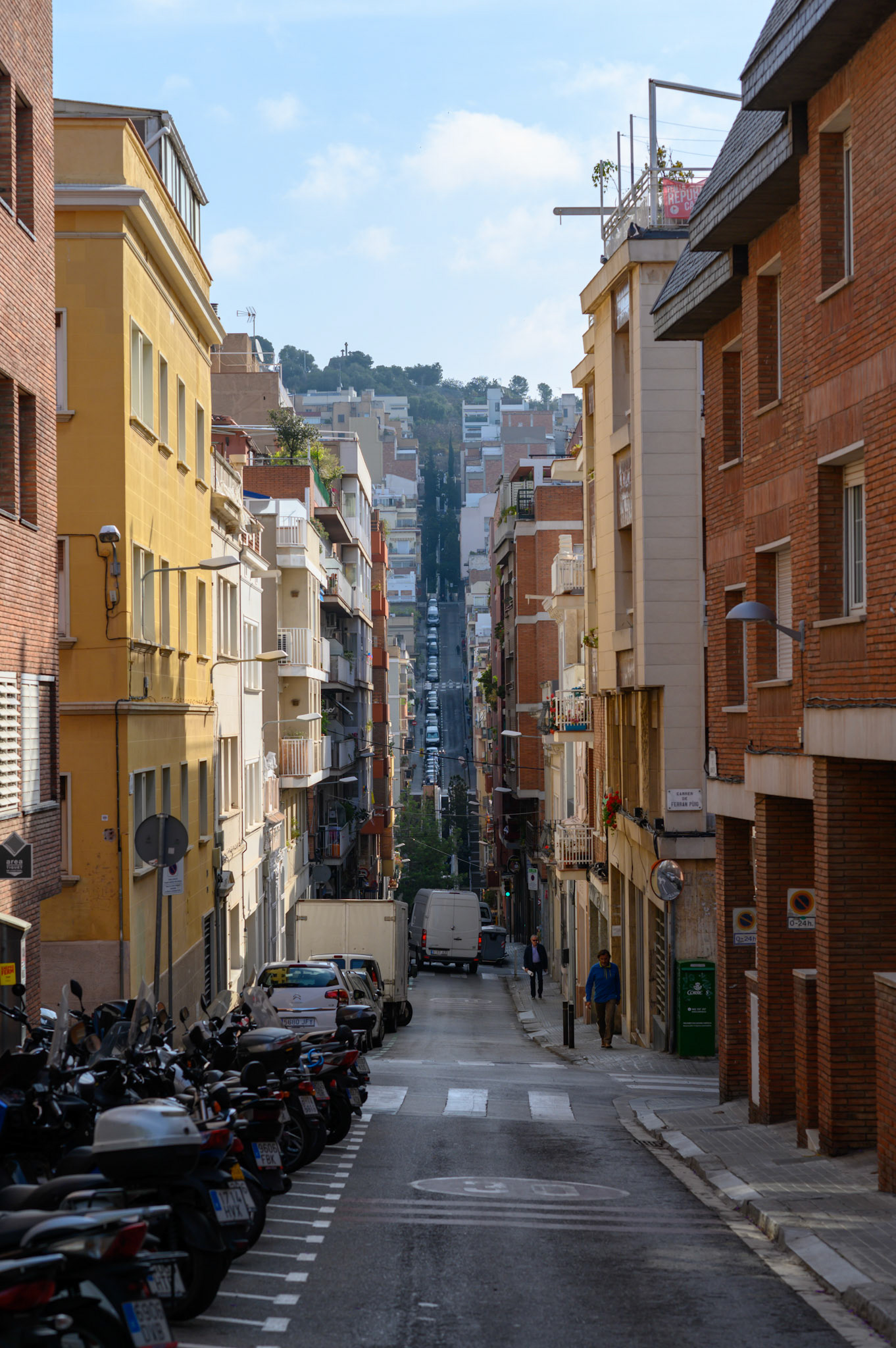 The streets in Gracia are really steep, enough so that escalators have been installed in some locations. Its just a shame that we didn't find them when carrying our heavy packs to our hostel.
