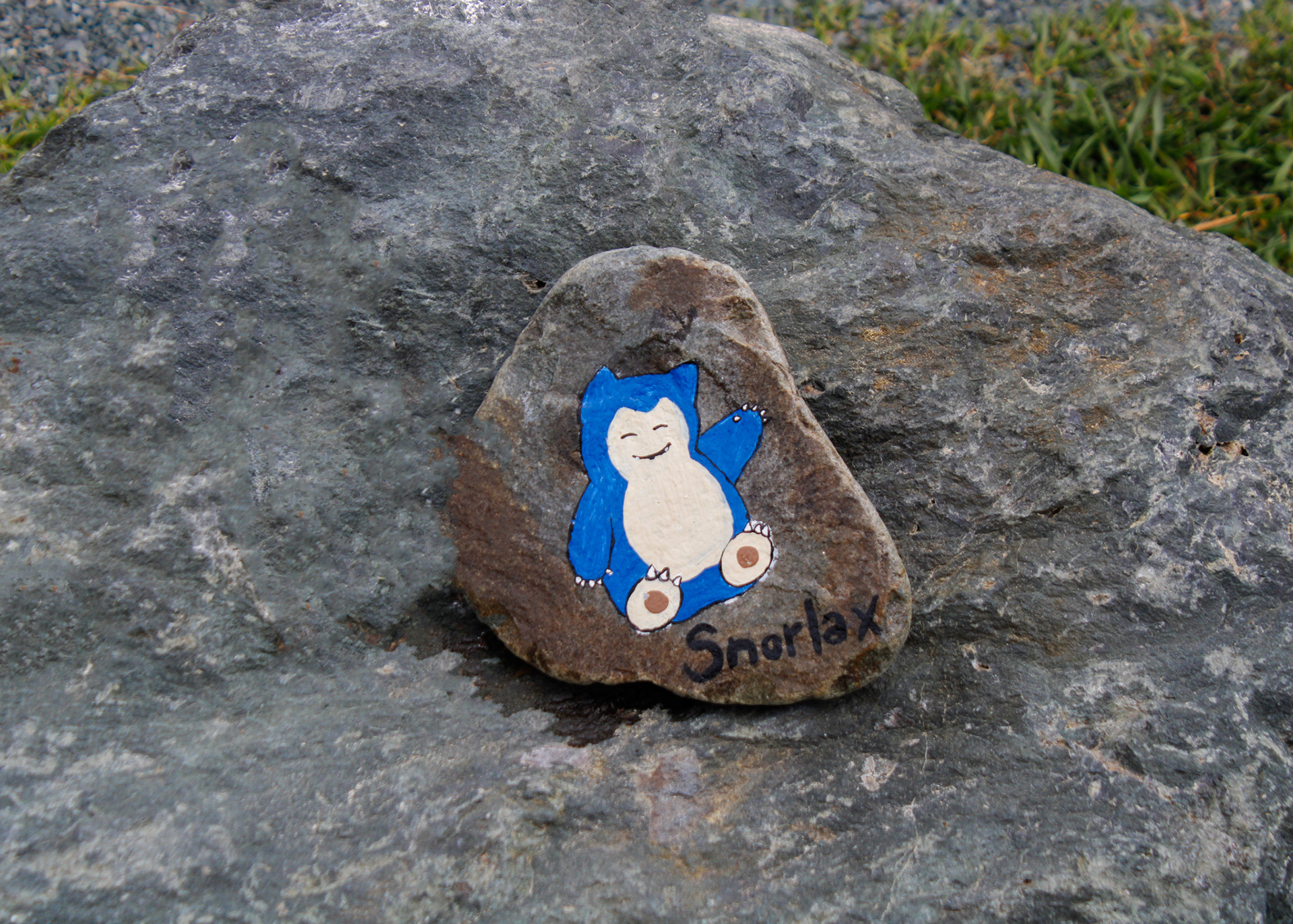 Rock art along the Maunels river trail