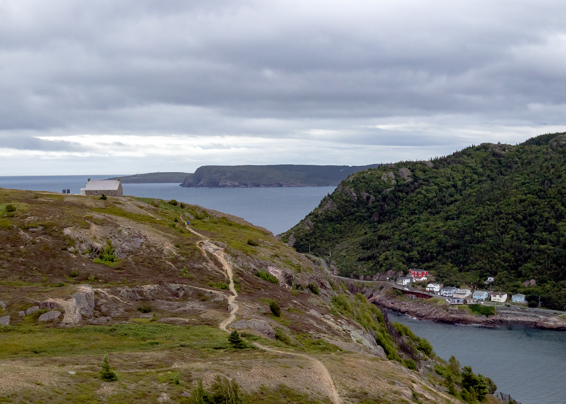 Soldier barricks on the cliffs of Signal Hill at the Queen's Battery