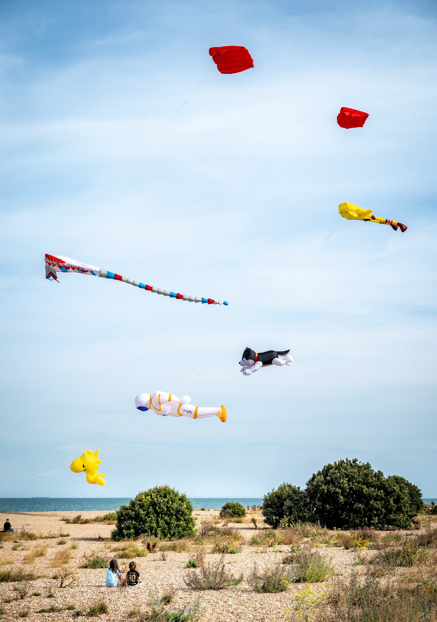 The Kiteman of Walmer Beach, (bottom left) with 7 kites in flight. 2nd August, 2026.