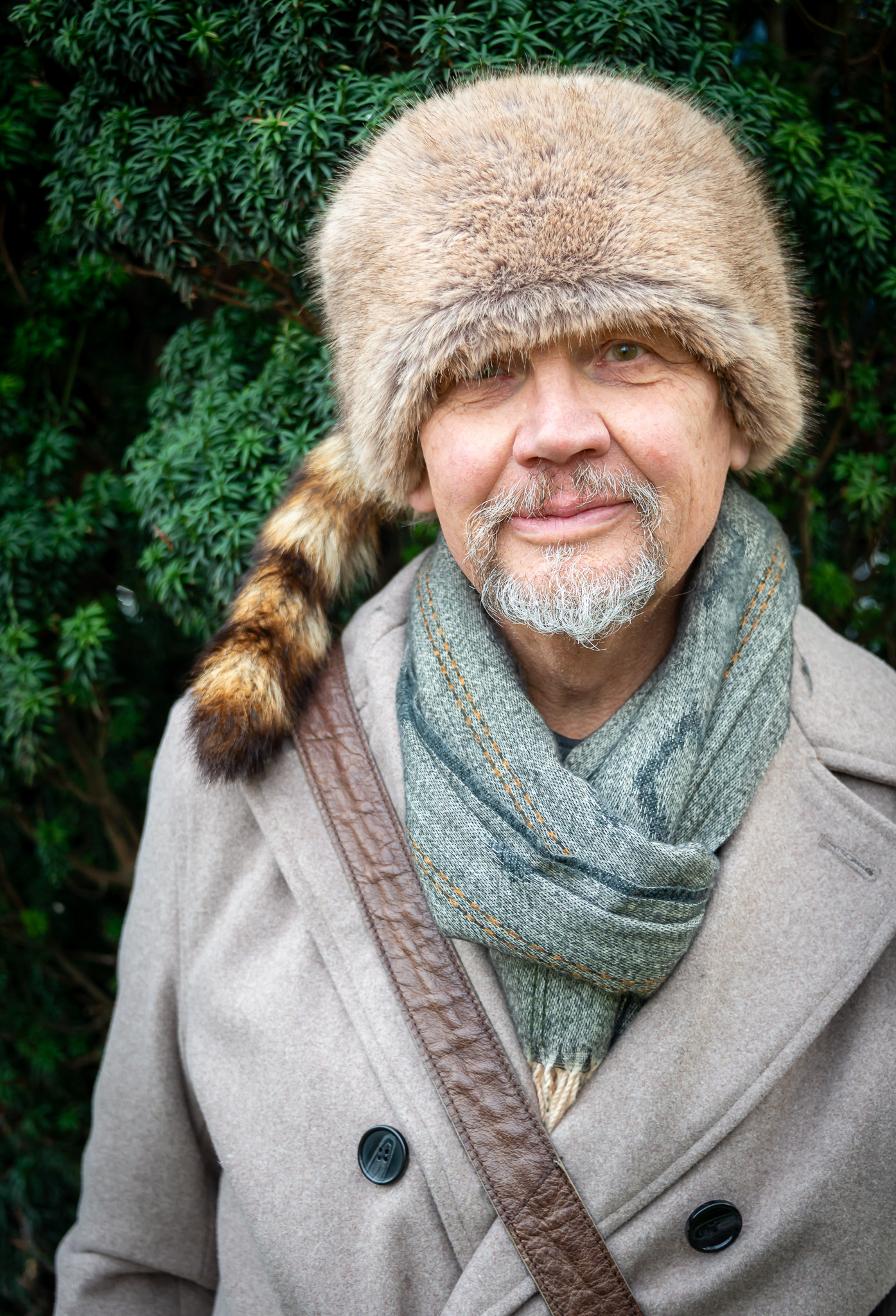 Mike at St Georges Churchyard, 23rd December, 2024. Like me, Mike had a Davy Crocket hat when he was a boy and lost it.... 