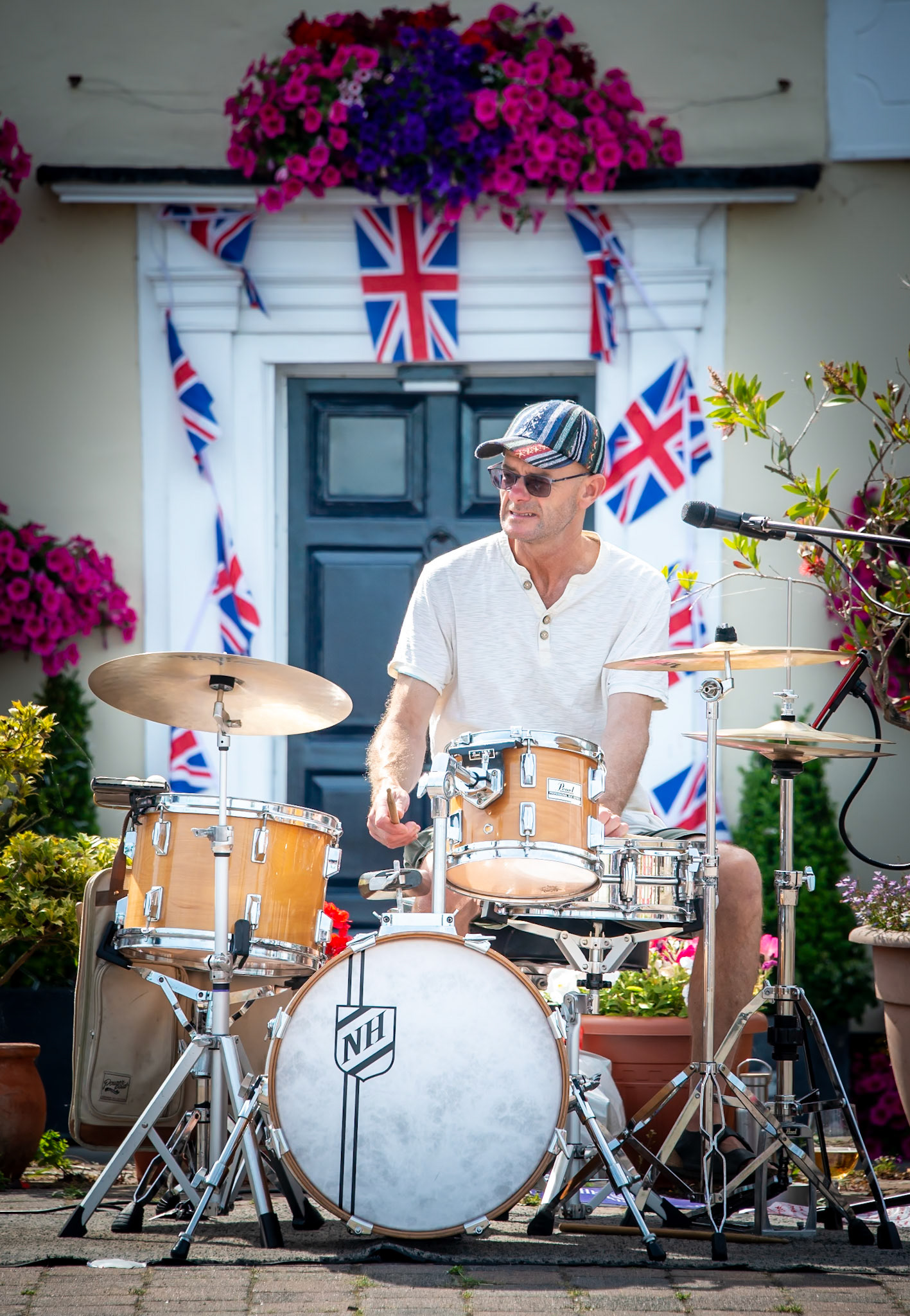 A drummer outside the King's Head, Market Street.