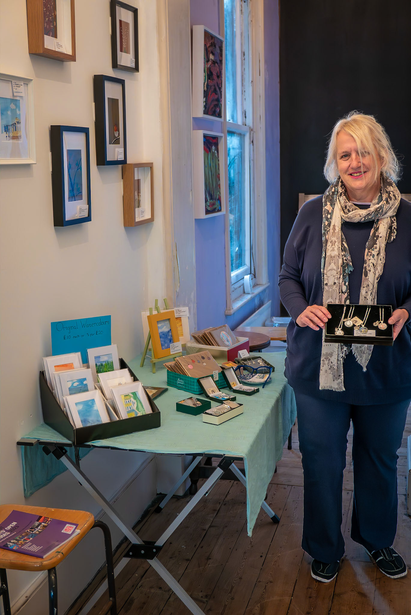 Sue Savage, painter, maker and singer at Stephanie Fuller's Studio above the Walmer Castle Pub.