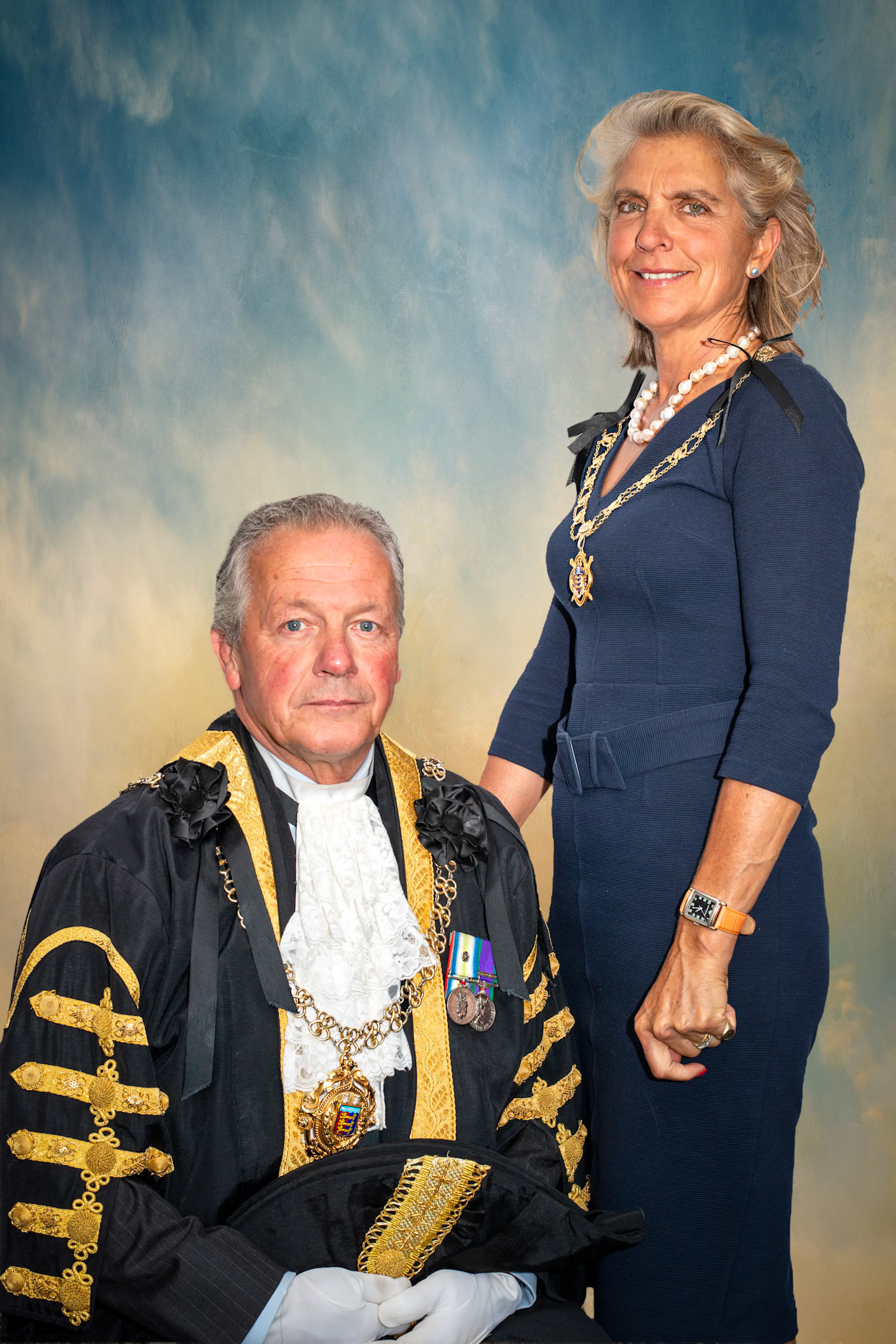 Oliver Richardson, The Worshipful Mayor of Deal and his wife, and Mayoress, MaryAnn. Oliver is also a Member of Dover District Council and Kent County Council. Oliver was formerly in the Welsh Guards 1980-1993. The Strand, Walmer, 24th May, 2025.