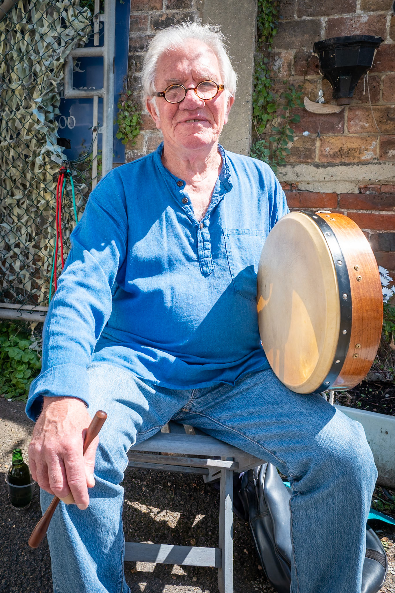 Stuart Smith, a retired electrician and musician New St Gallery, 2nd May, 2026. @framesforyou_framing