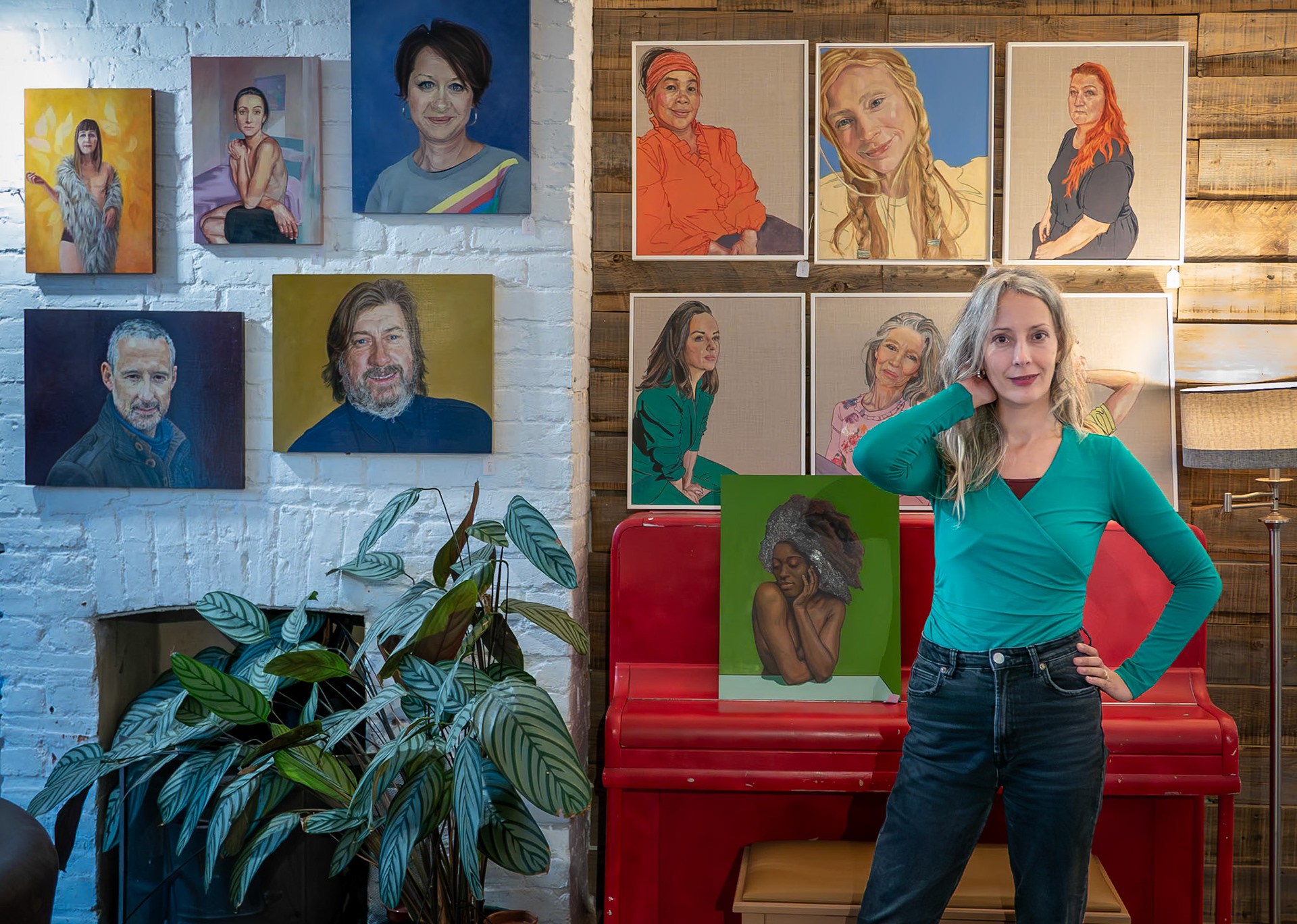 Maria Underwood, Gladstone Road, Deal. Artist's Open Houses, 28th October, 2023. Maria is a gifted portrait artist whose vibrant compositions deploy movement and negative space to produce warm, bright figures and portraits celebrating ageless beauty. Maria will be appearing on Sky Arts 'Portrait Artist of the Year' TV series later this year. It is difficult to believe that she only took up painting three years ago during the Covid lockdowns.