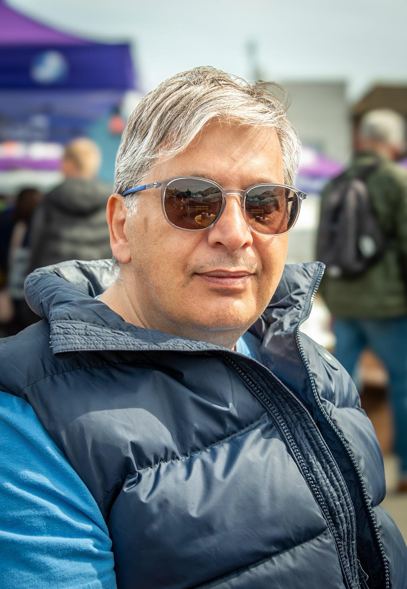 My friend, Mario, a photographer and digital dabbler. Hog on the Run, coffee and snack bar, Deal Market, Saturday, 25th April, 2025. 