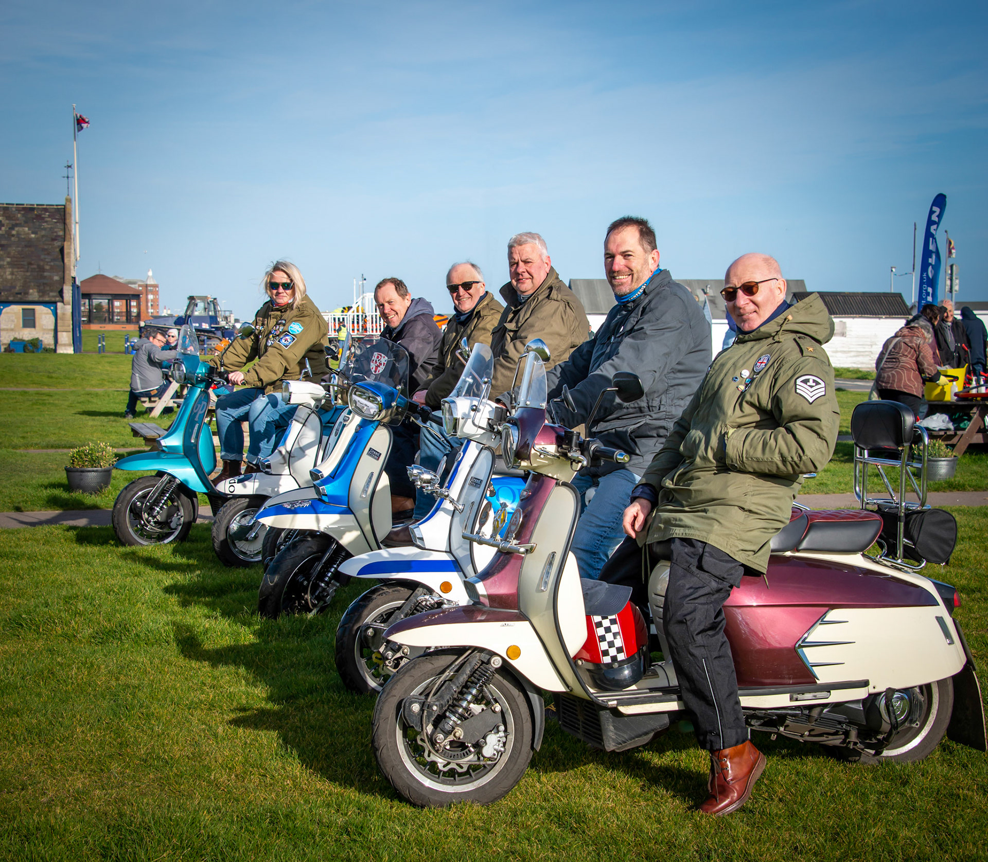 The Nosnobbery Scooterist group of Thanet on a day out.