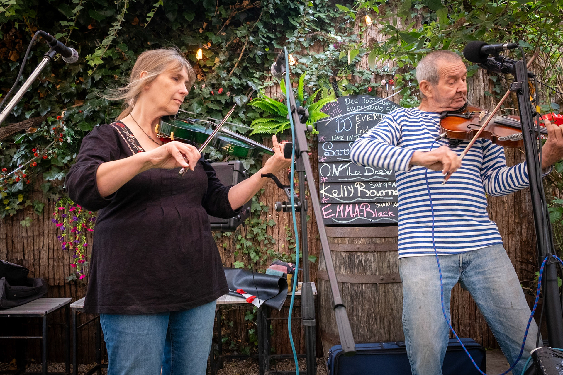 Live music at the Walmer Castle PH, South Street, 3rd August, 2025.