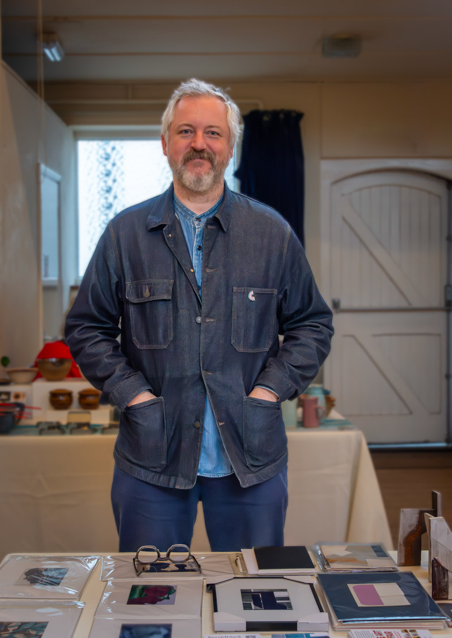 Stephen Dow, at the South East Artists' Postcart Art Exhibition, St George's Hall, 9th November, 2024. 