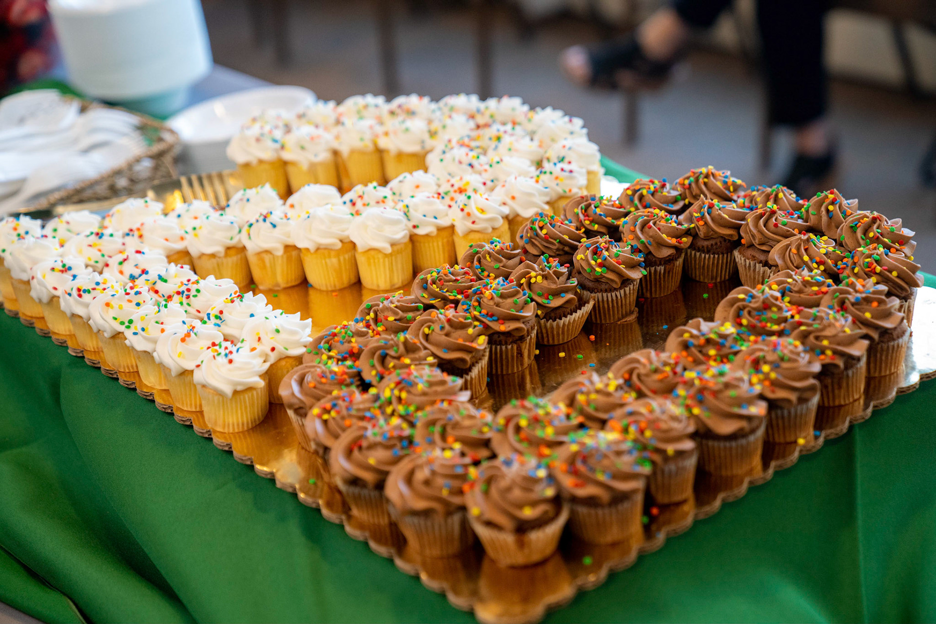 Chizuk Amuno celebrates Rabbi Debbie Wechsler’s 20th anniversary on Sunday, October, 27, 2019.