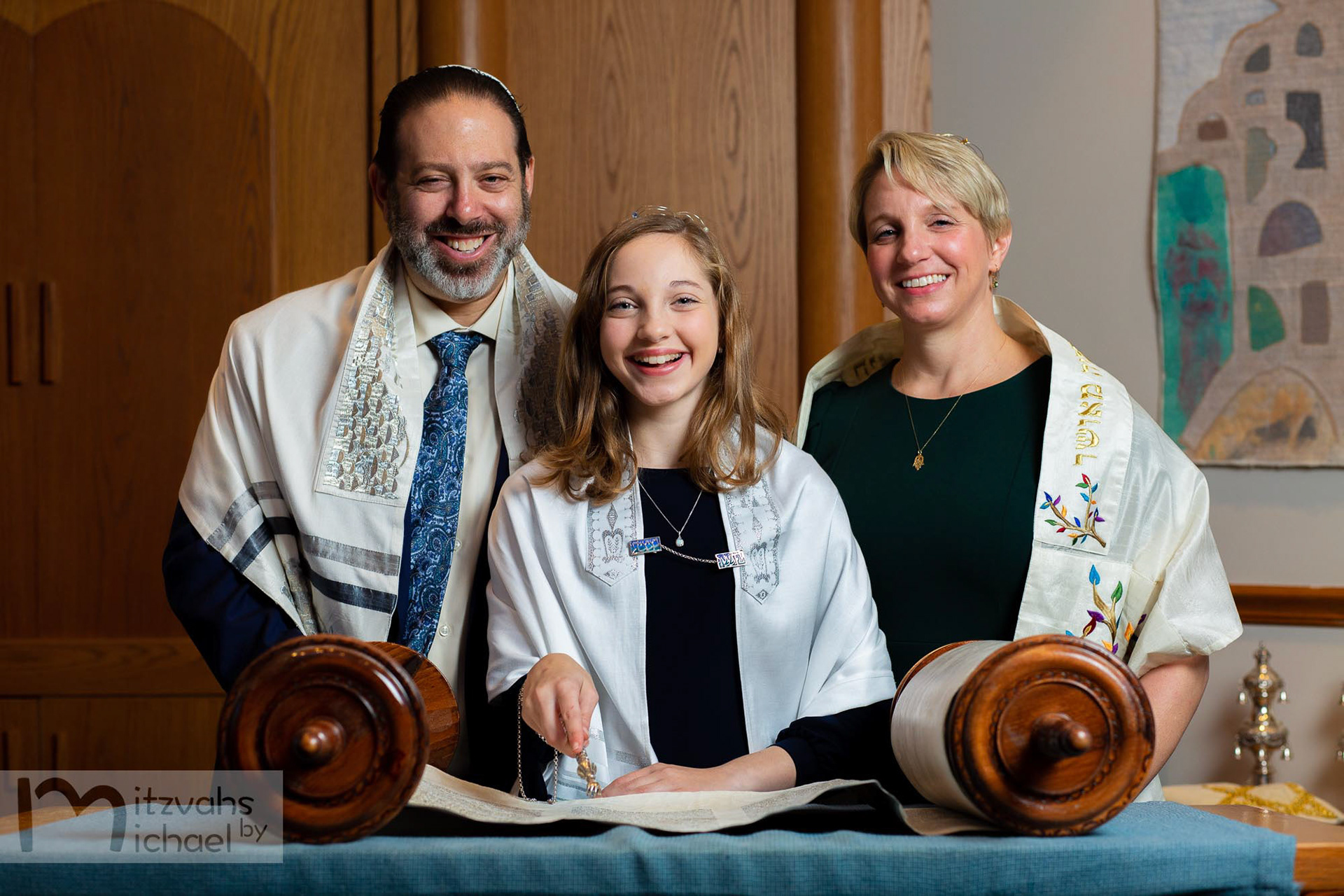 Cora’s Beth Shalom Bat Mitzvah portrait session.