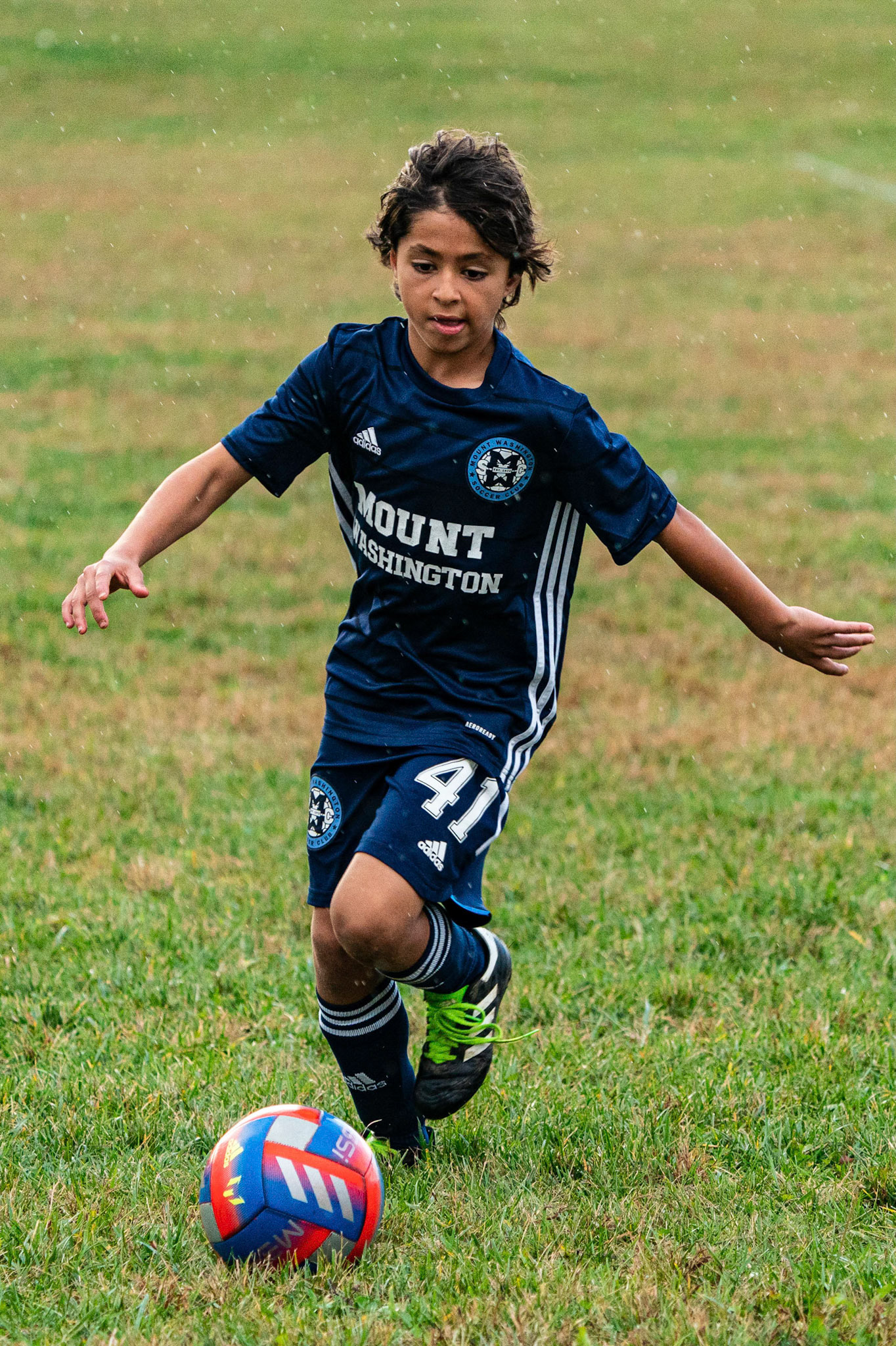 Anderson, wet from rain, has acres of space to run into as Mt. Washington defeats Freedom SC 2-1 in their final game of fall 2022.