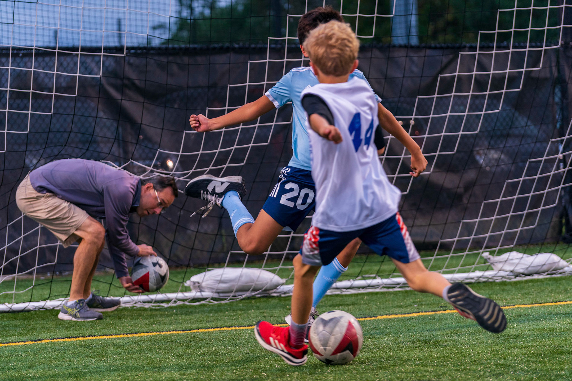 Members of the Mt. Washington Soccer Club (rec and travel) visited the Loyola Greyhounds for a game against Lafayette on Saturday, October 9, 2021.