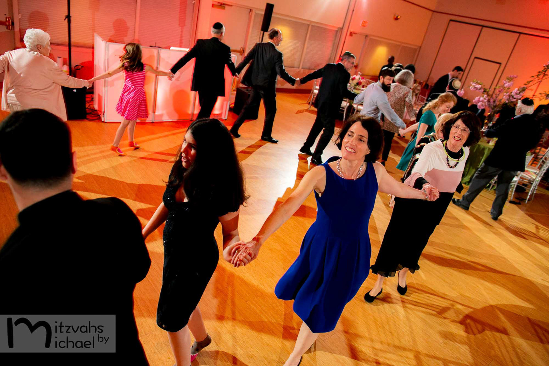 Rachel's Agudas Achim, Alexandria, VA Bat Mitzvah by Mitzvahs by Michael Temchine Photography and Pop Color Events.