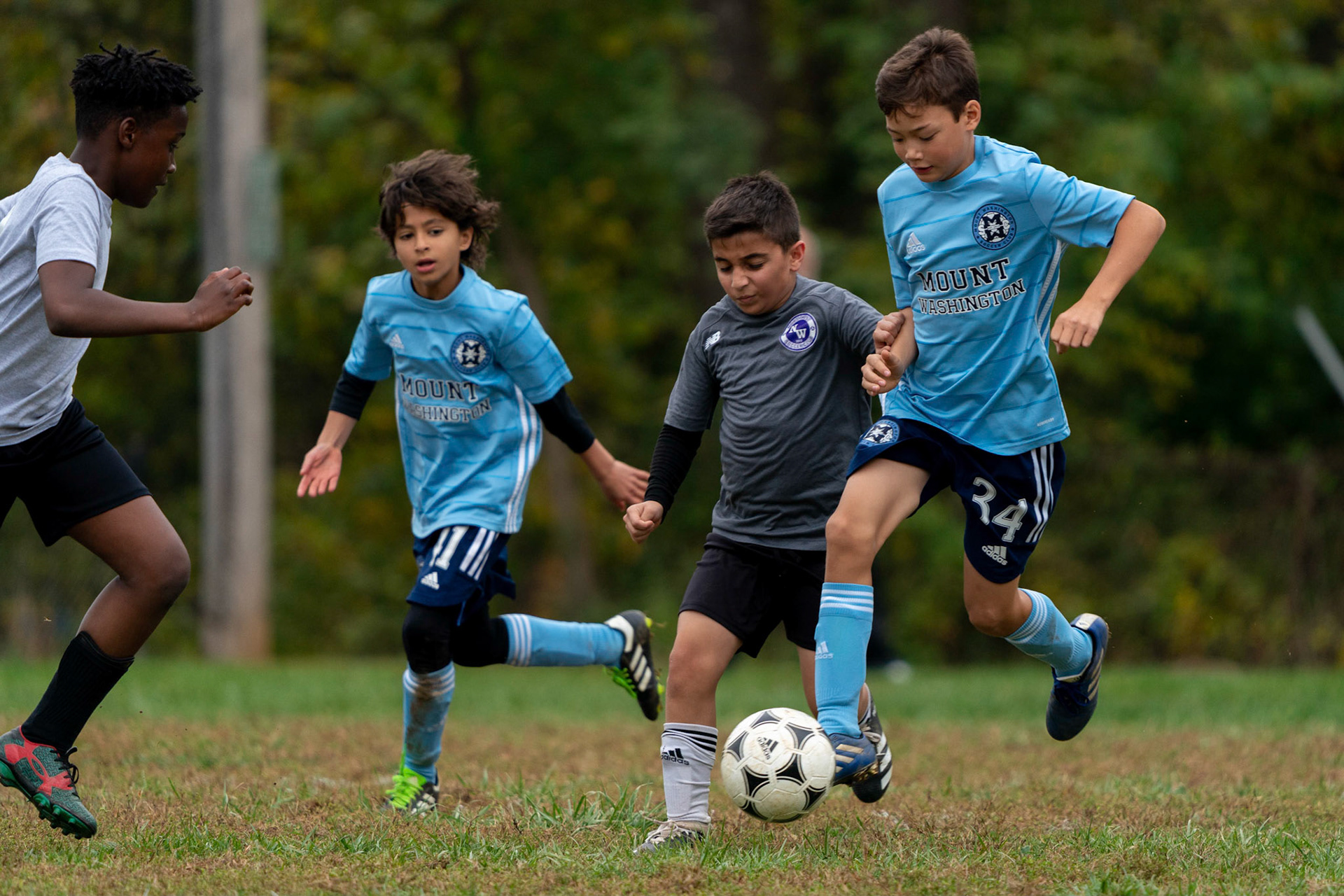 Luke heads towards goal in the first half of Mt Washington's 3-1 home victory over Northwest SC on October 23, 2022.