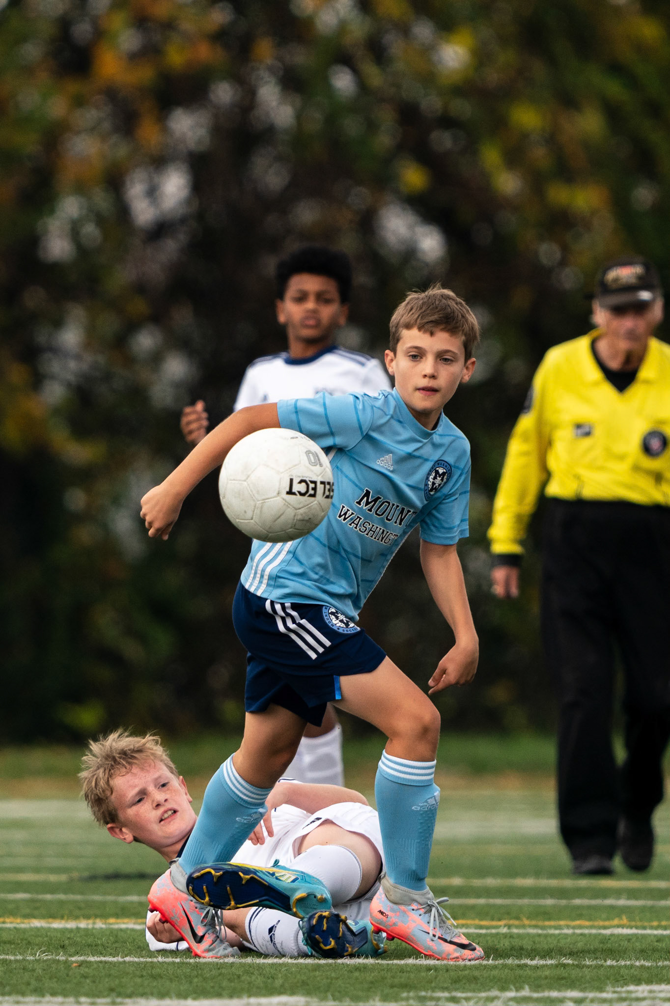 He's not the one on the floor.