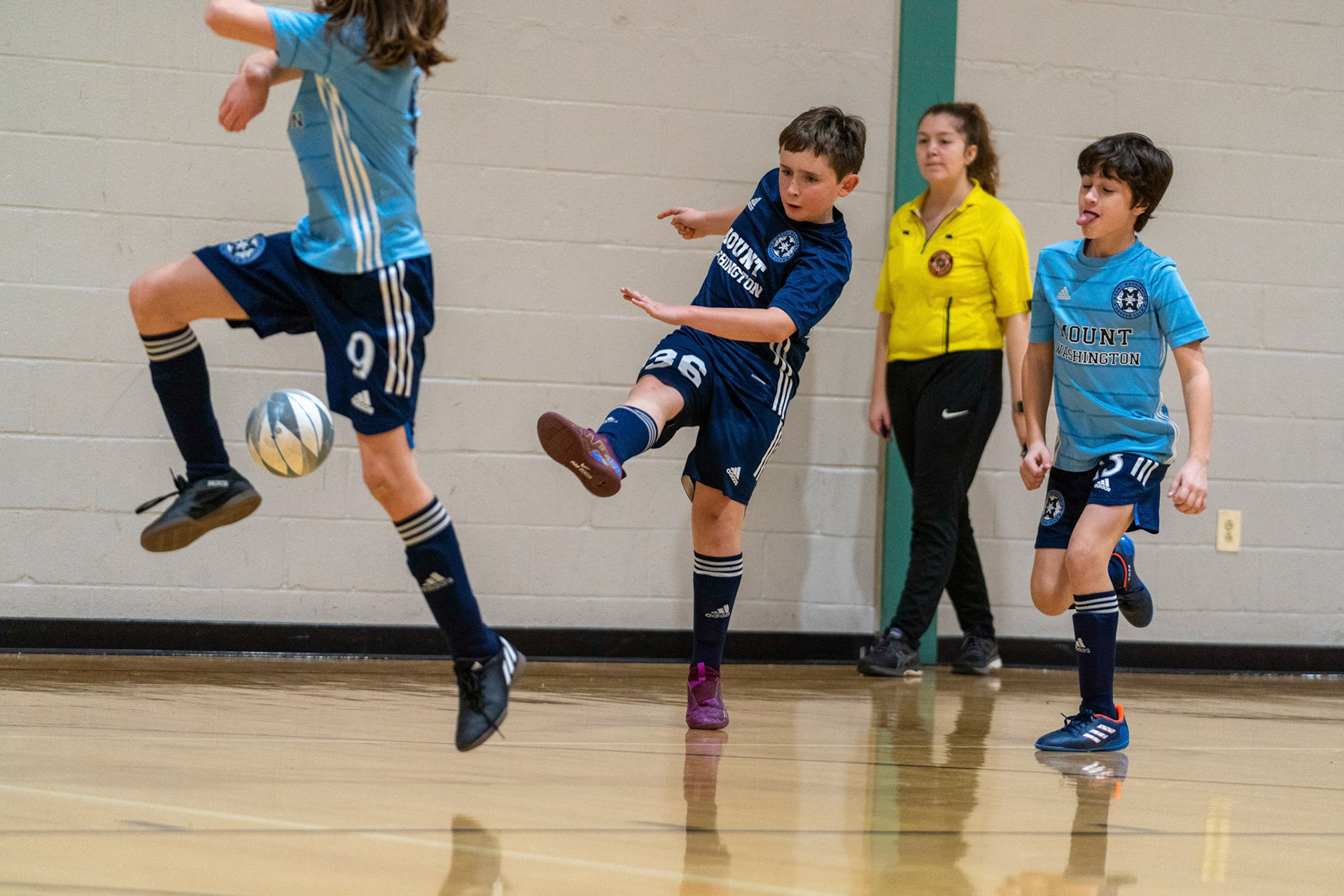 Mt. Washington Soccer 22/23 6-4 victory over Mt. Washington. A Mt. Washington Derby!!