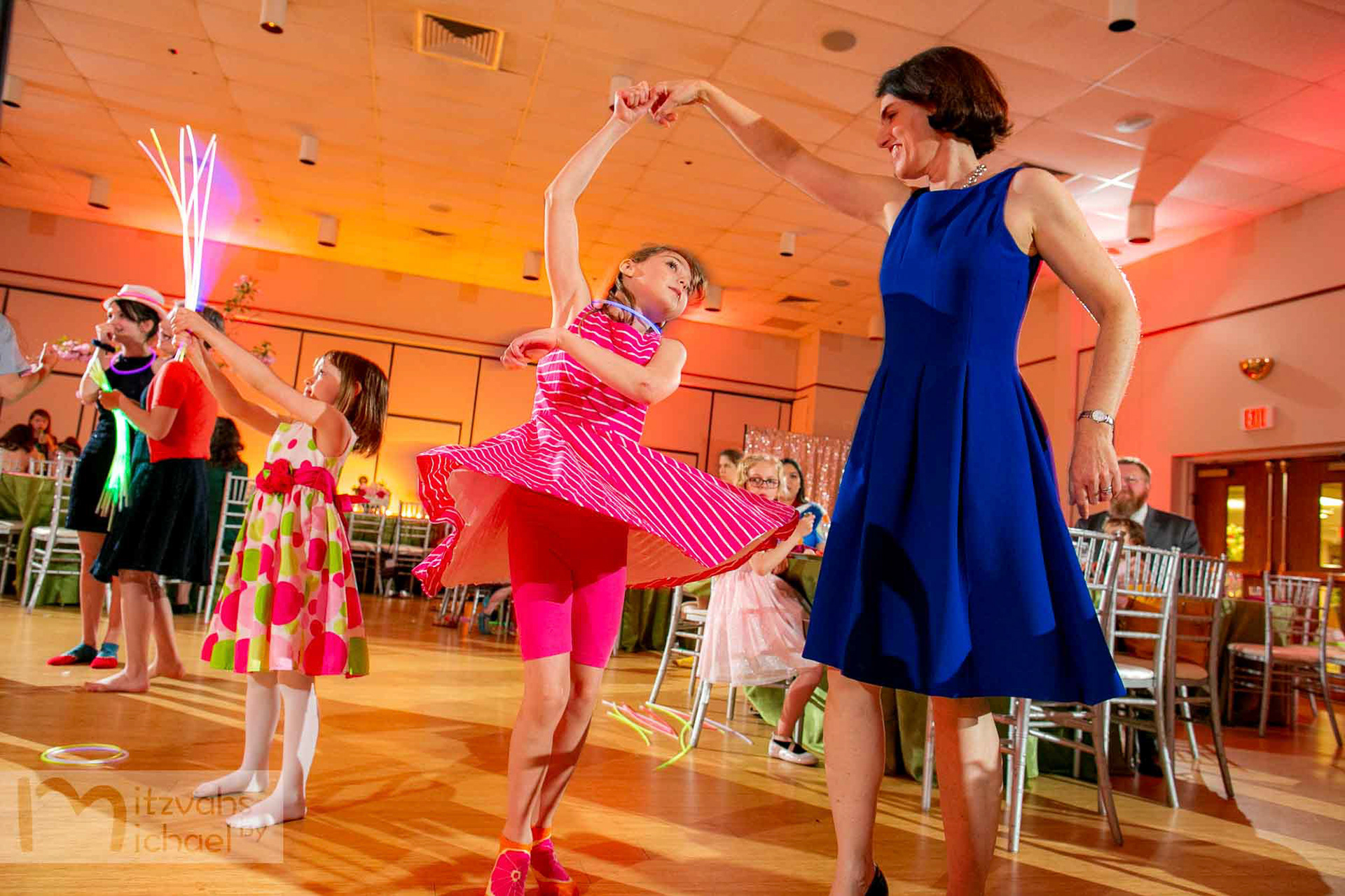 Rachel's Agudas Achim, Alexandria, VA Bat Mitzvah by Mitzvahs by Michael Temchine Photography and Pop Color Events.