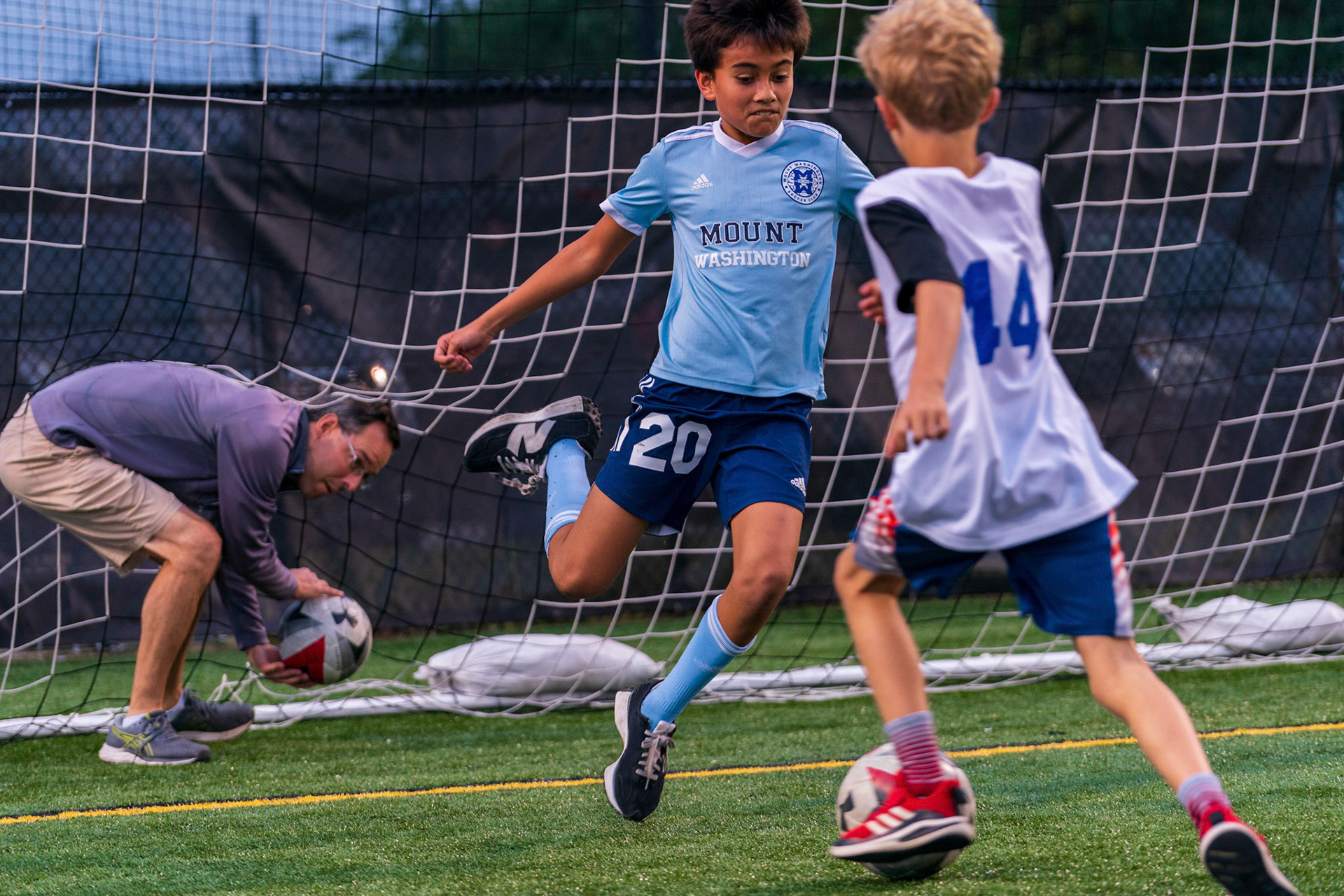 Members of the Mt. Washington Soccer Club (rec and travel) visited the Loyola Greyhounds for a game against Lafayette on Saturday, October 9, 2021.