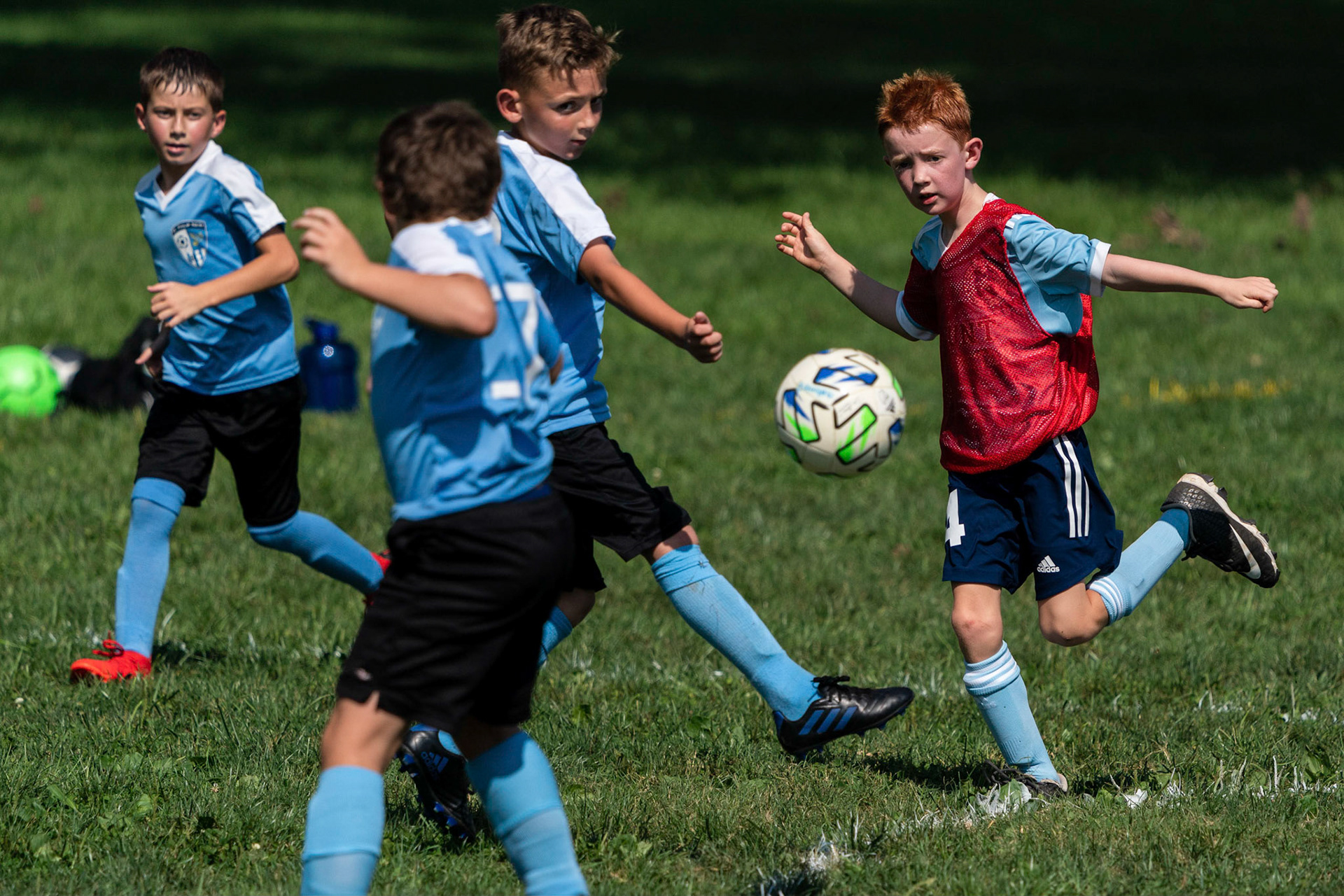 The Mt. Washington U10 Travel soccer team defeats 4-2 St. Philip Neri.