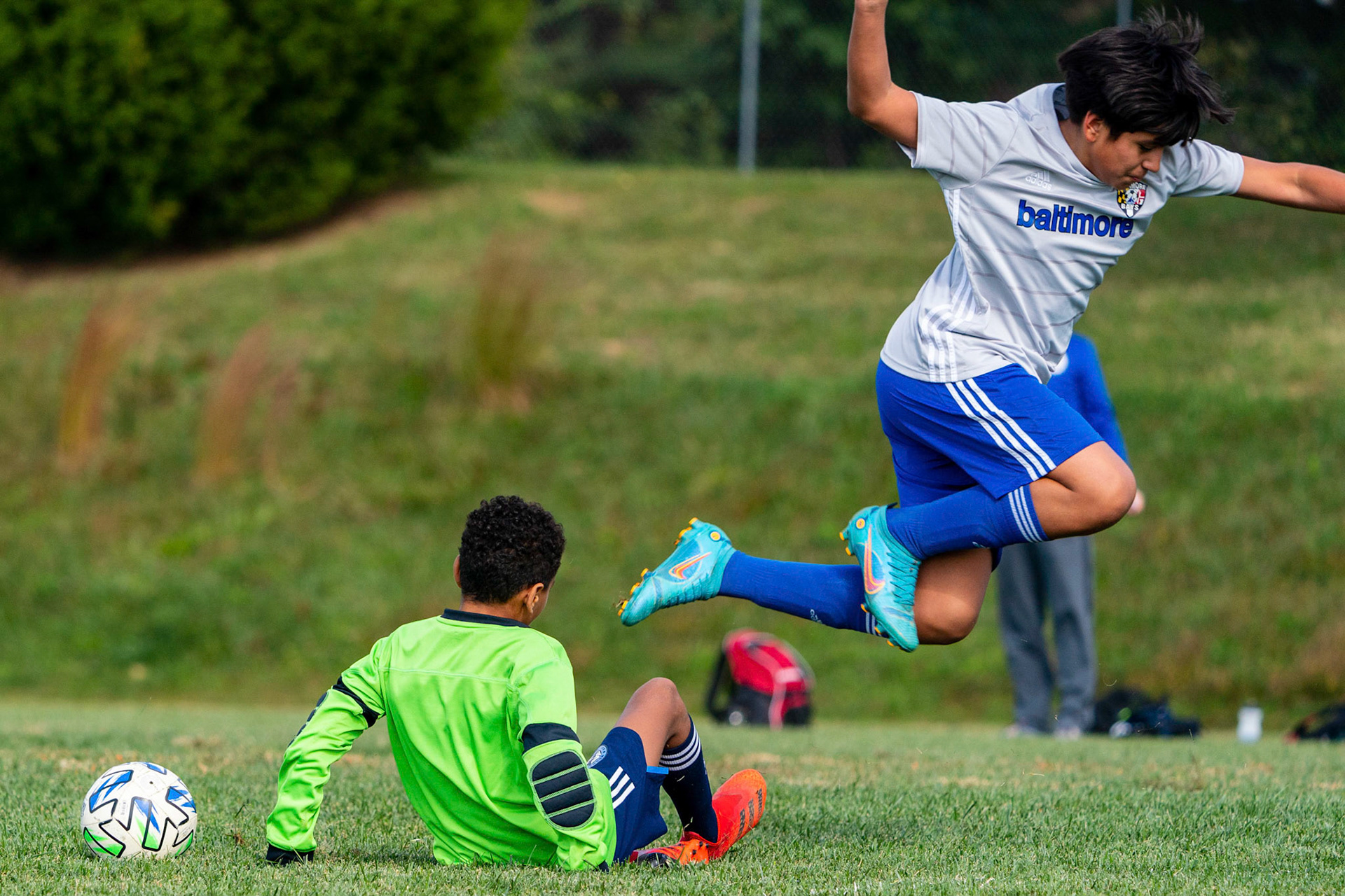 Austen bravely closes down on the threat on goal in Mt. Washington Boy 12 travel team’s 2-1 win over the Baltimore Bays on October 8, 2022.